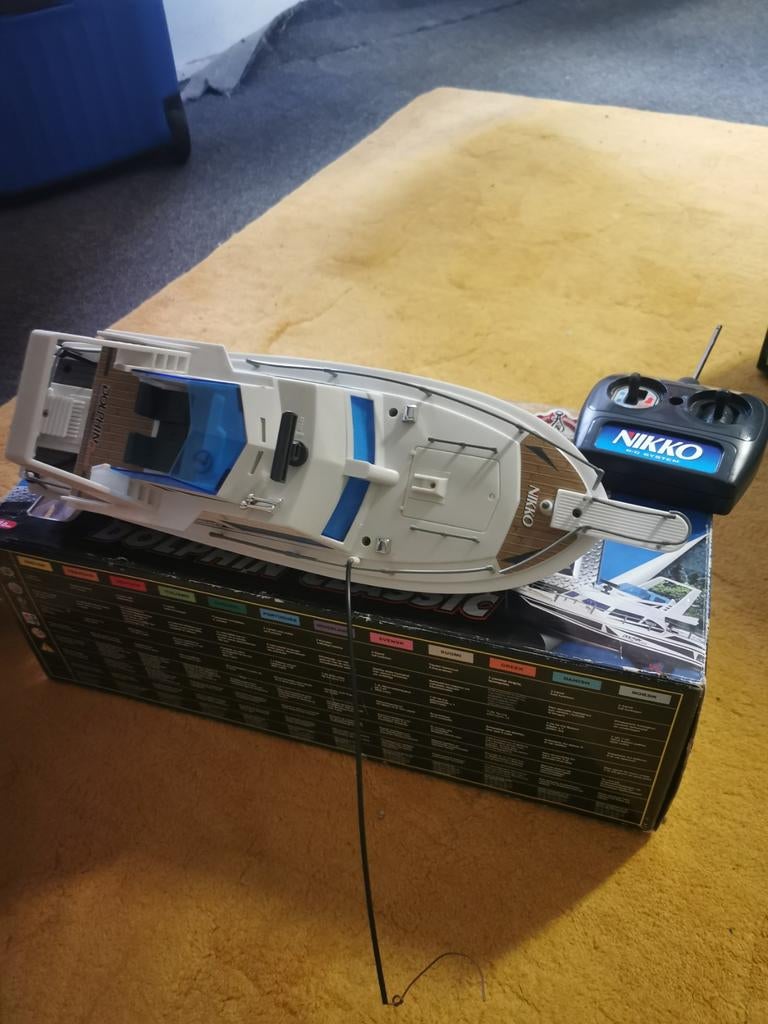Nikko  afstandbedienbare boot, Hobby en Vrije tijd, Modelbouw | Boten en Schepen, Ophalen of Verzenden