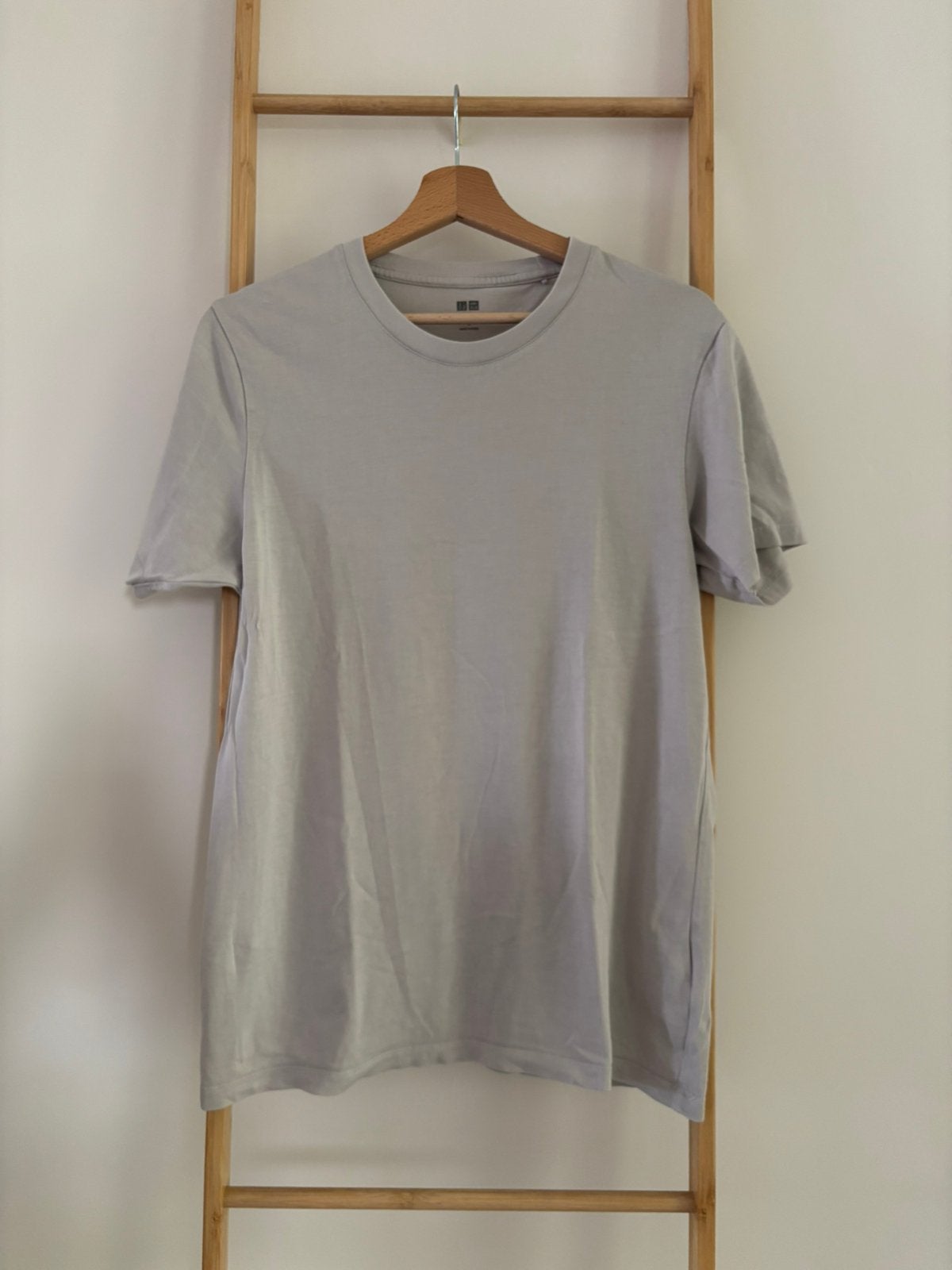 Lichtgrijs heren basic t-shirt Uniqlo, Kleding | Heren, T-shirts, Ophalen of Verzenden, Zo goed als nieuw, Maat 46 (S) of kleiner