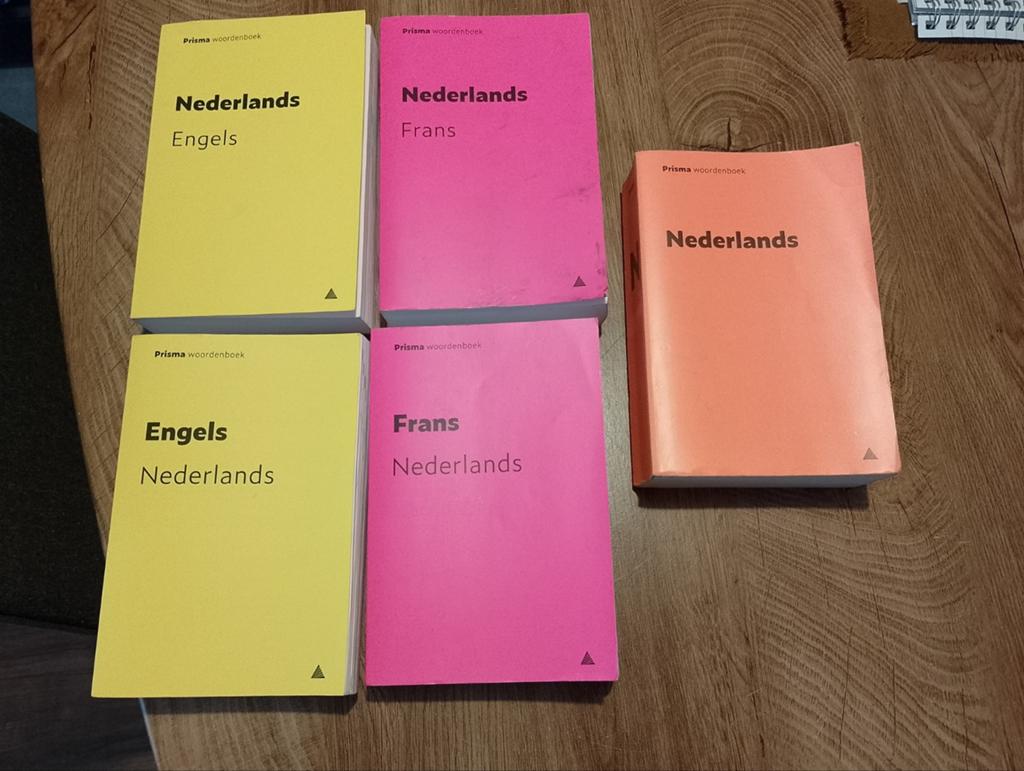 Prisma woordenboeken: Nederlands, Frans, Engels (5 stuks), Boeken, Woordenboeken, Ophalen of Verzenden, Gelezen, Prisma of Spectrum