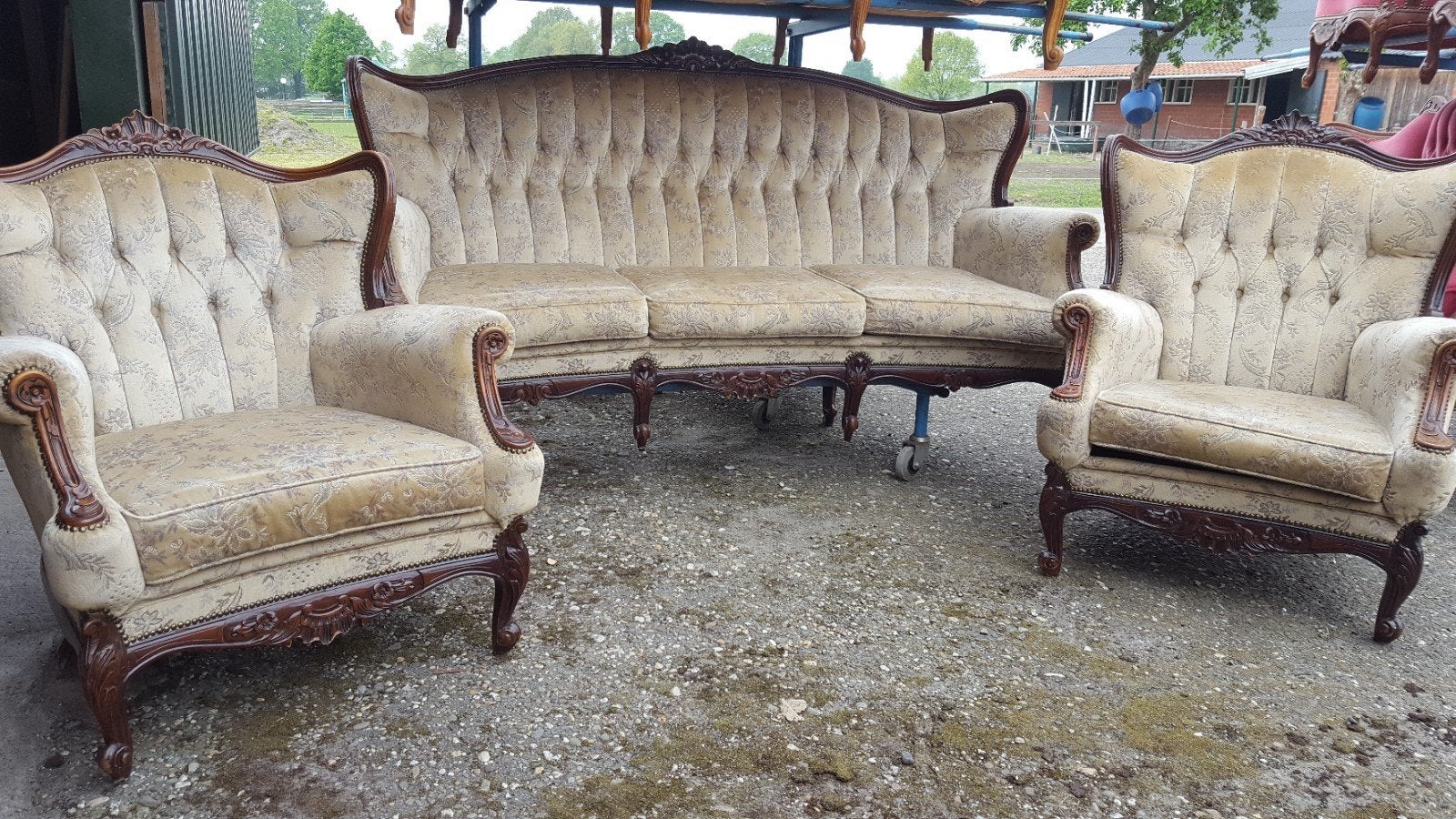 Lodewijk banken en fauteuis, Ophalen