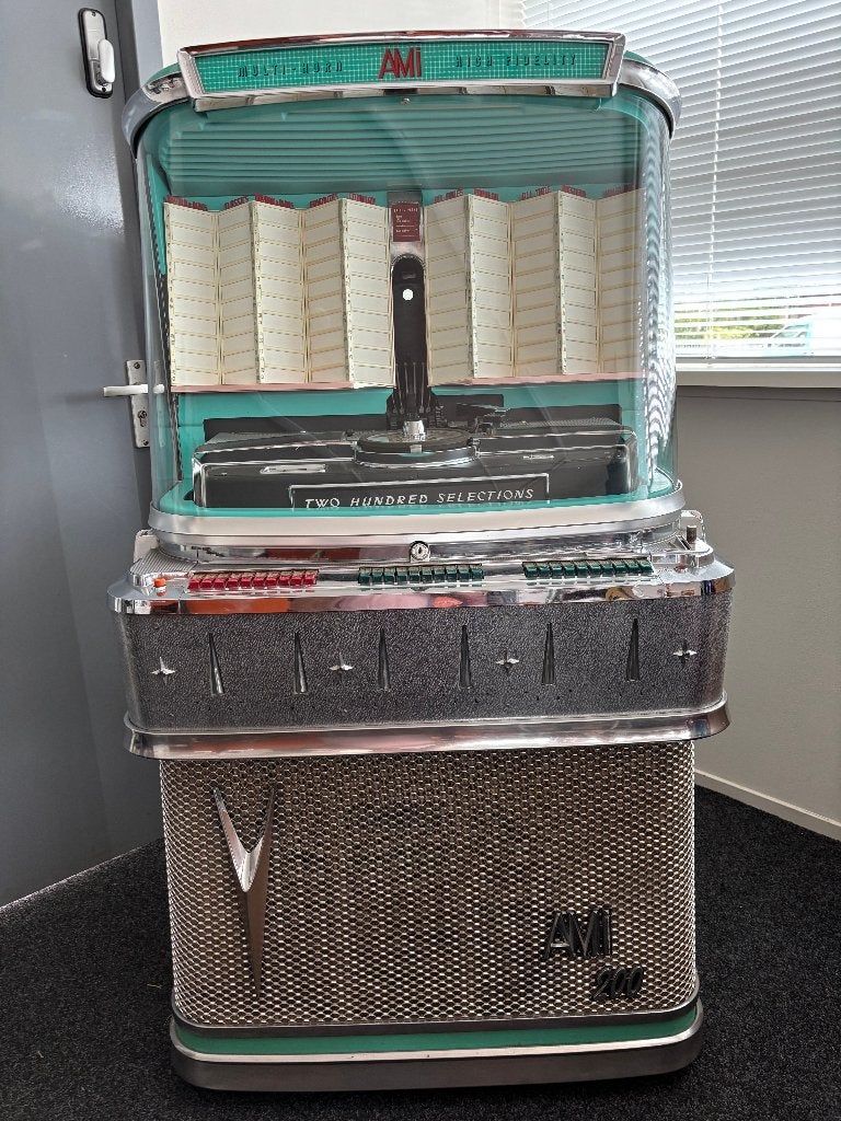 JUKEBOX AMI I200 te koop, Verzamelen, Automaten | Jukeboxen, Gebruikt, 1950 tot 1960, Ami, Ophalen