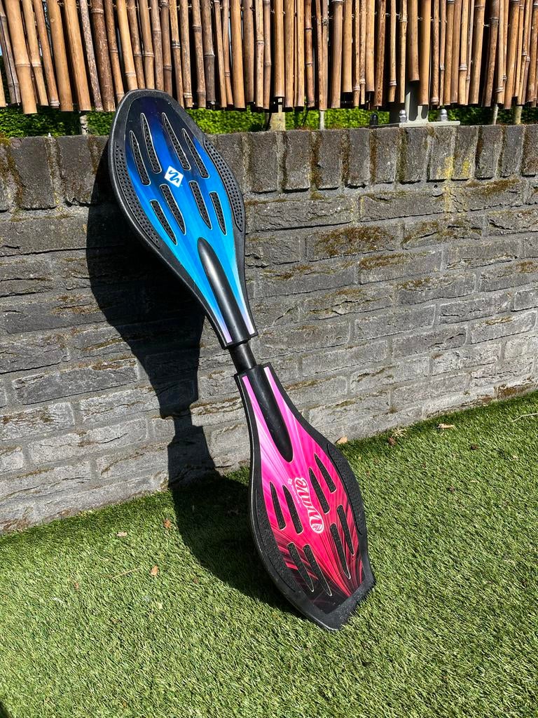 Waveboard - Roze/Blauw - Zo goed als nieuw, Ophalen, Zo goed als nieuw