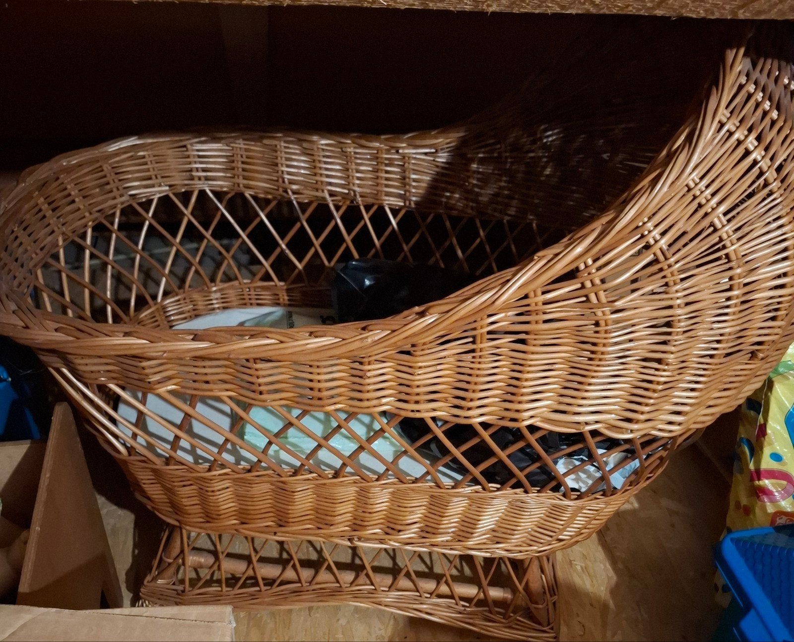 Rotan wiegje, Ophalen, Gebruikt, Wieg