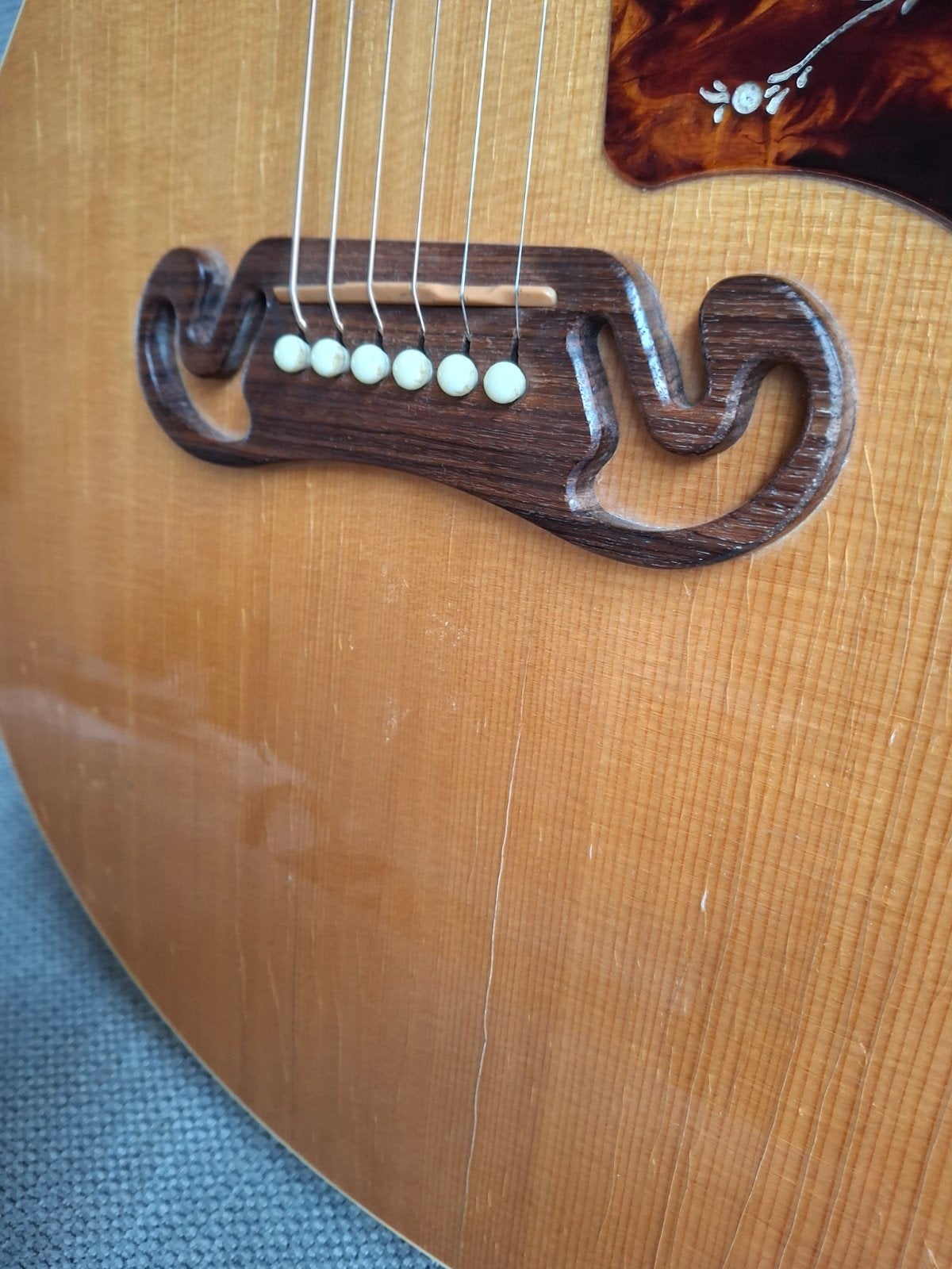 Foto 7 van Gibson J-100  xt 2004 met element en koffer