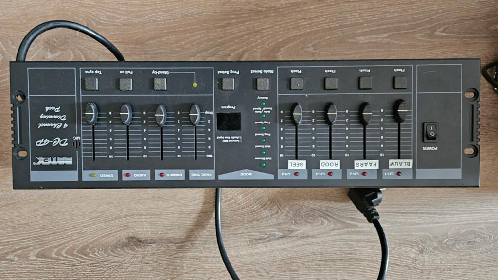 Botex DC-4P 4-kanaals Dimming Pack, Ophalen of Verzenden, Gebruikt, Licht, Geluidgestuurd