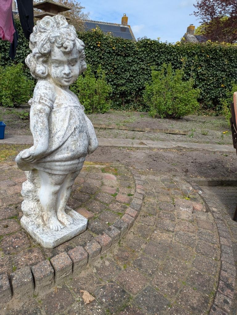 Beeld "meisje", Tuin en Terras, Ophalen, Beton
