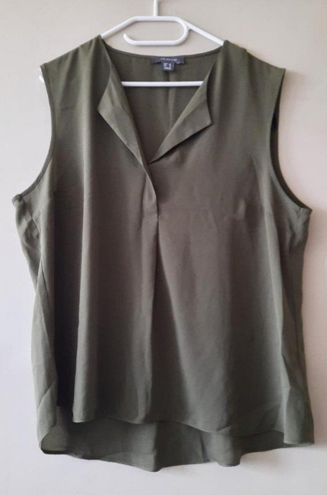 Primark mouwloze top maat 46, Primark, Maat 46/48 (XL) of groter, Ophalen of Verzenden, Zo goed als nieuw