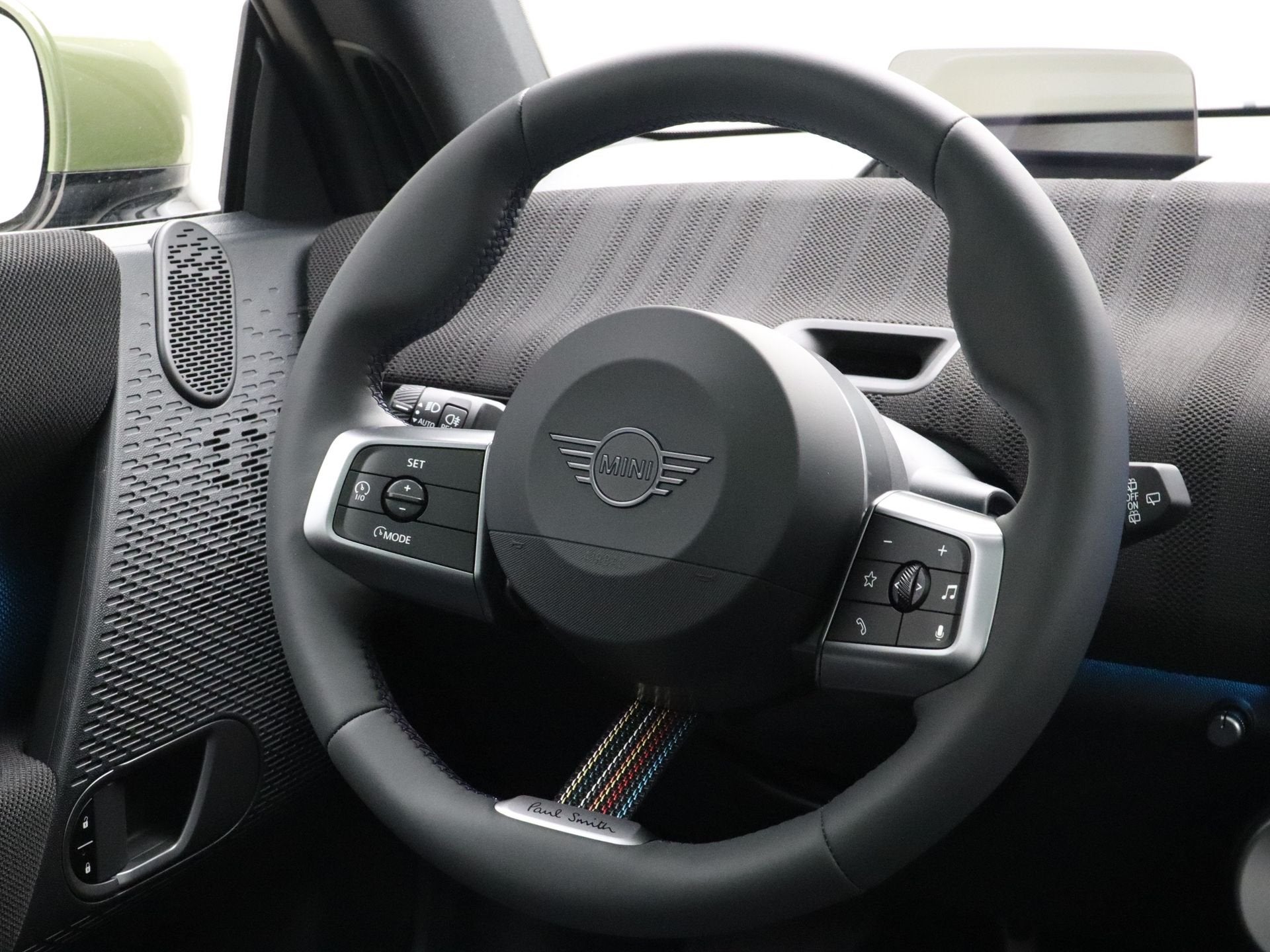 MINI Cooper E Paul Smith Edition Pakket M PRIVATE LEASE EUR, Auto's, Dealer onderhouden, 4 stoelen, Wit, Parkeerassistent