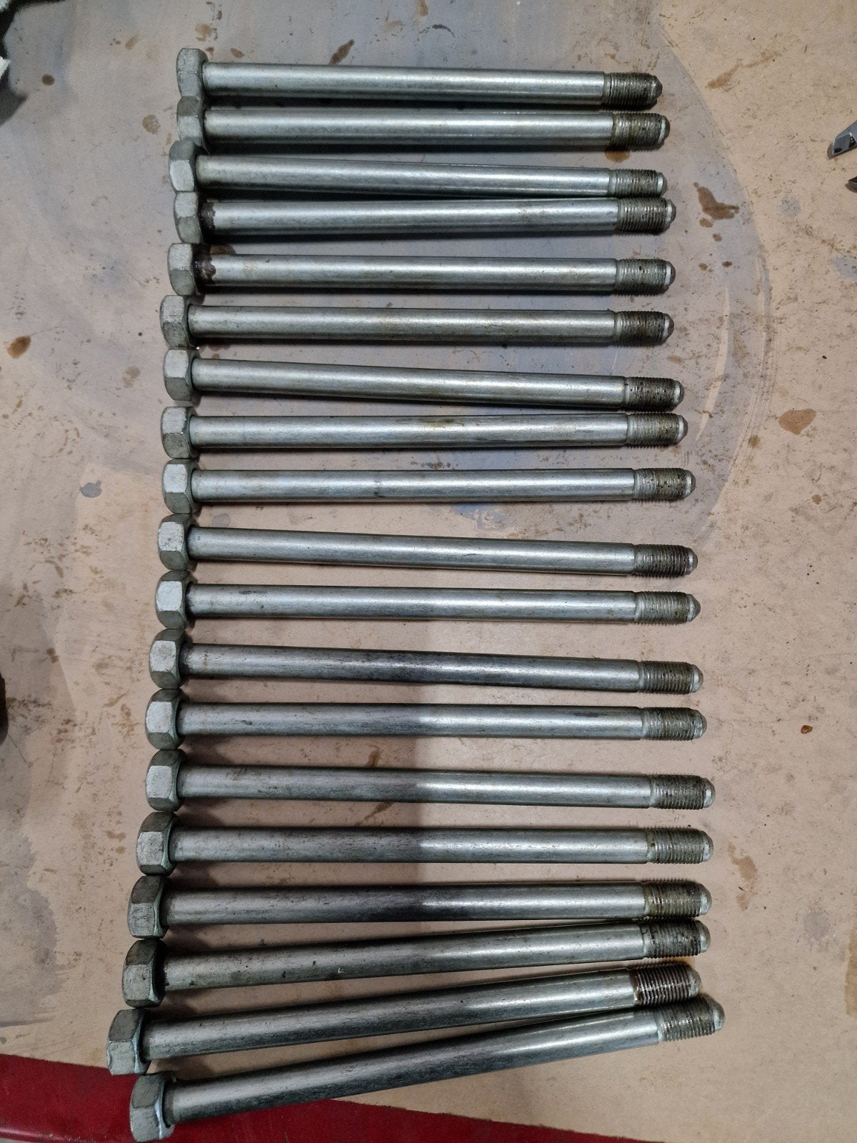 Zundapp Famel Steekas M12x185 en 3x holle as New Old Stock, Ophalen of Verzenden, Nieuw, Blok