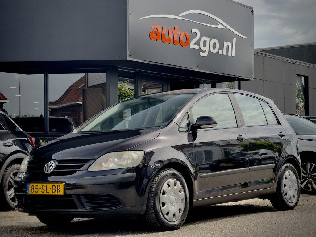 Volkswagen Golf Plus 1.6 FSI COMFORTLINE. 5DRS AIRCO NETTE S, Metallic lak, Gebruikt, 4 cilinders, 116 pk