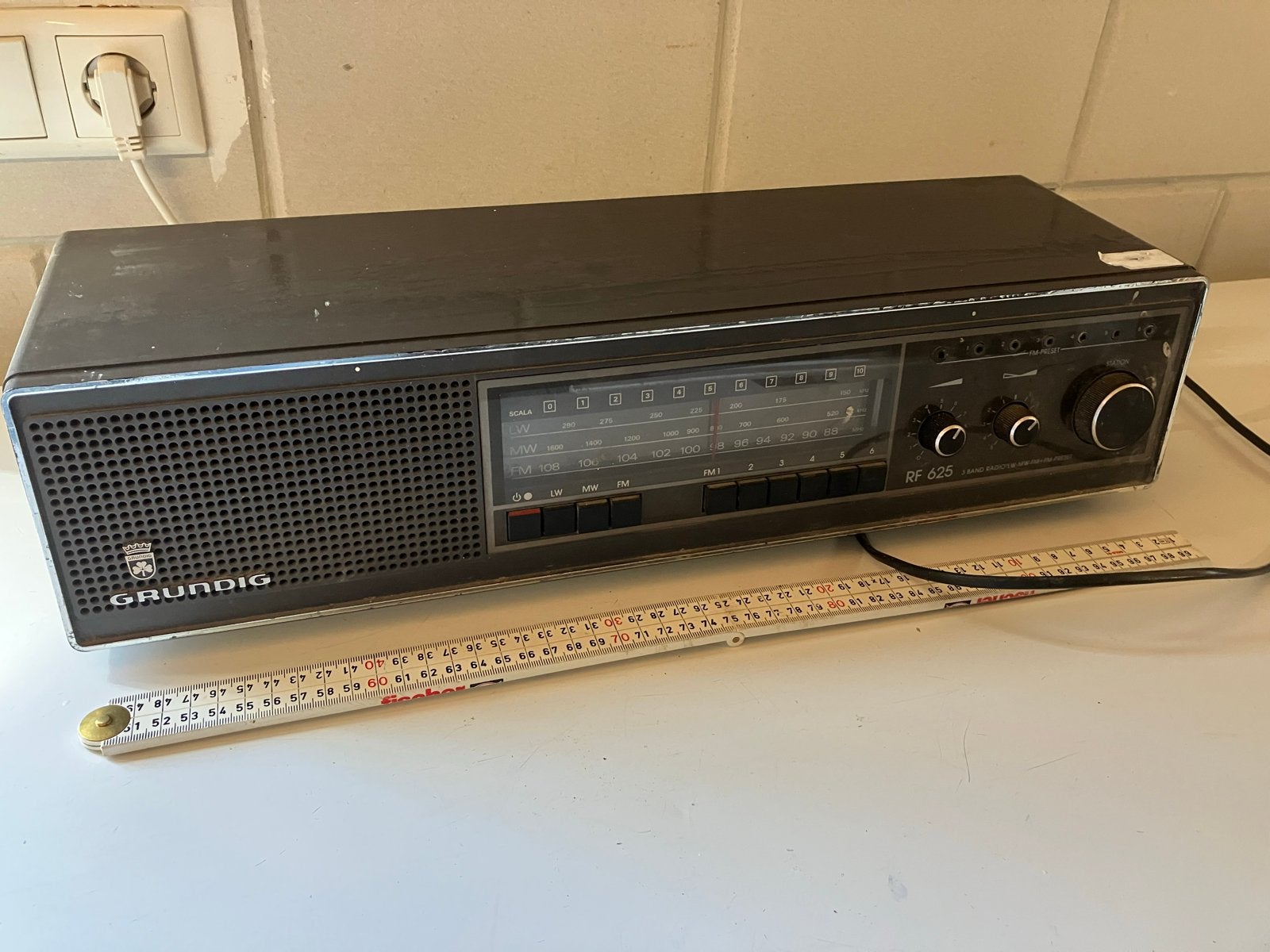 Grundig RF 625 Radio - Vintage Wereldontvanger, Ophalen of Verzenden, Gebruikt, Wereldontvanger