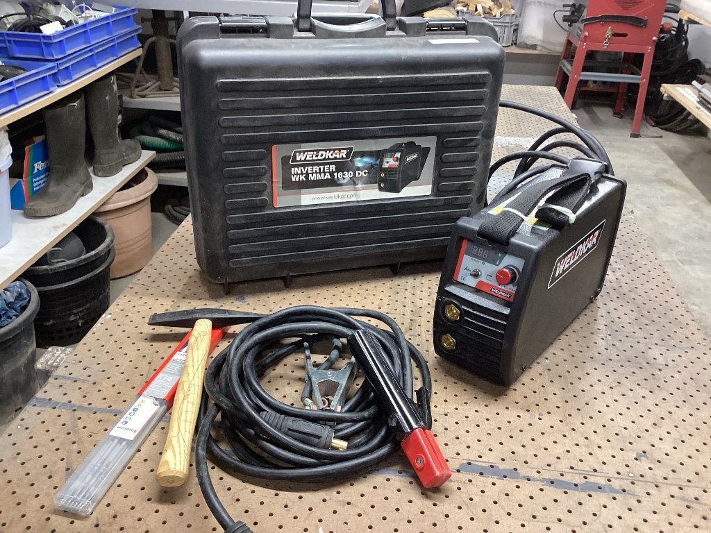 Gereedschap, Doe-het-zelf en Verbouw, Gereedschap | Lasapparaten, Ophalen, Zo goed als nieuw, Minder dan 150 ampère, Inverter