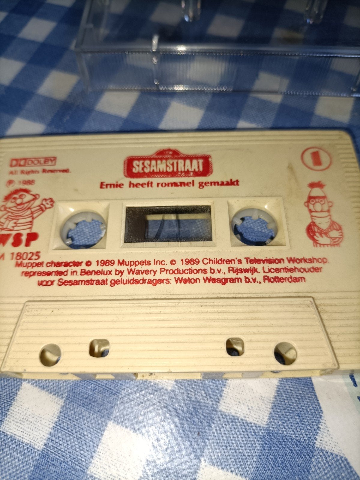 Cassettebandje Sesamstraat Ernie heeft rommel gemaakt, Ophalen of Verzenden