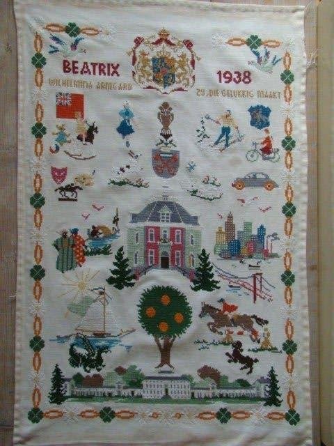 Merklap / Borduurwerk BEATRIX, Hobby en Vrije tijd, Borduren en Borduurmachines, Ophalen of Verzenden, Gebruikt, Handborduren