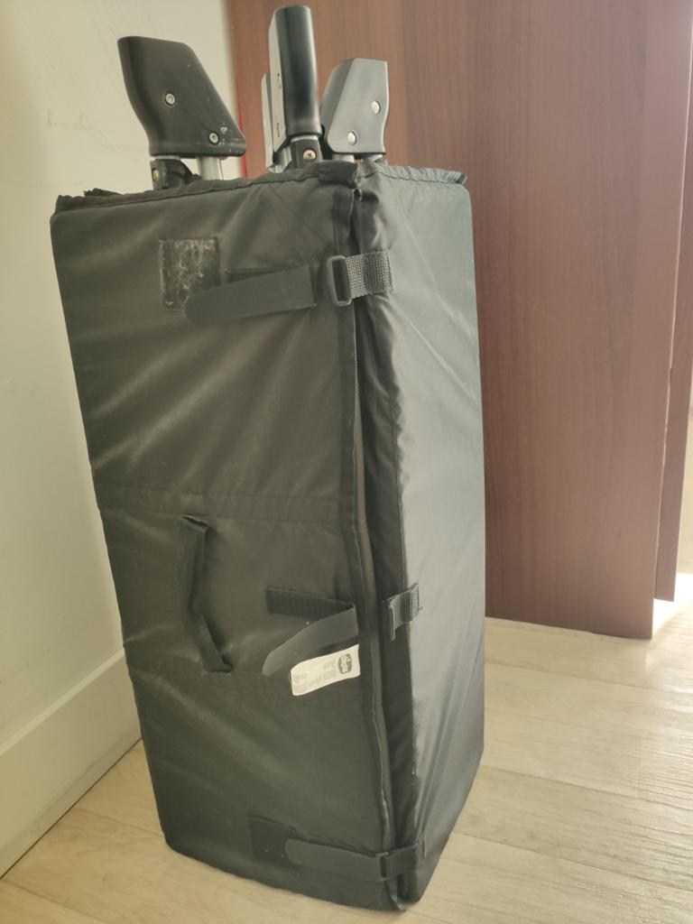 Compact Reisbedje - Ideaal voor Onderweg, Ophalen, Gebruikt, Rechthoekig