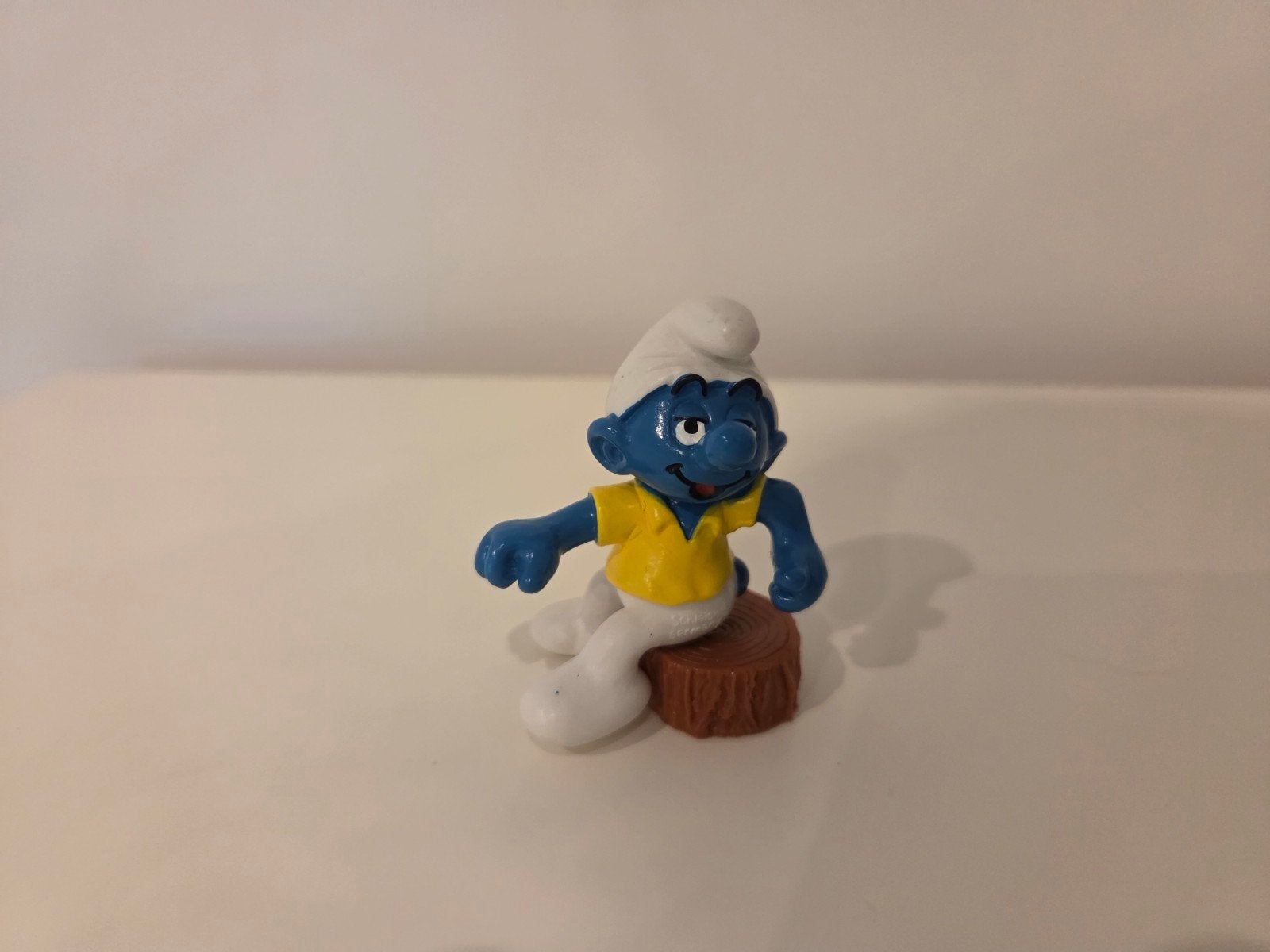 Pratende smurf in Schoolbank, Ophalen of Verzenden, Zo goed als nieuw, Overige Smurfen, Overige typen