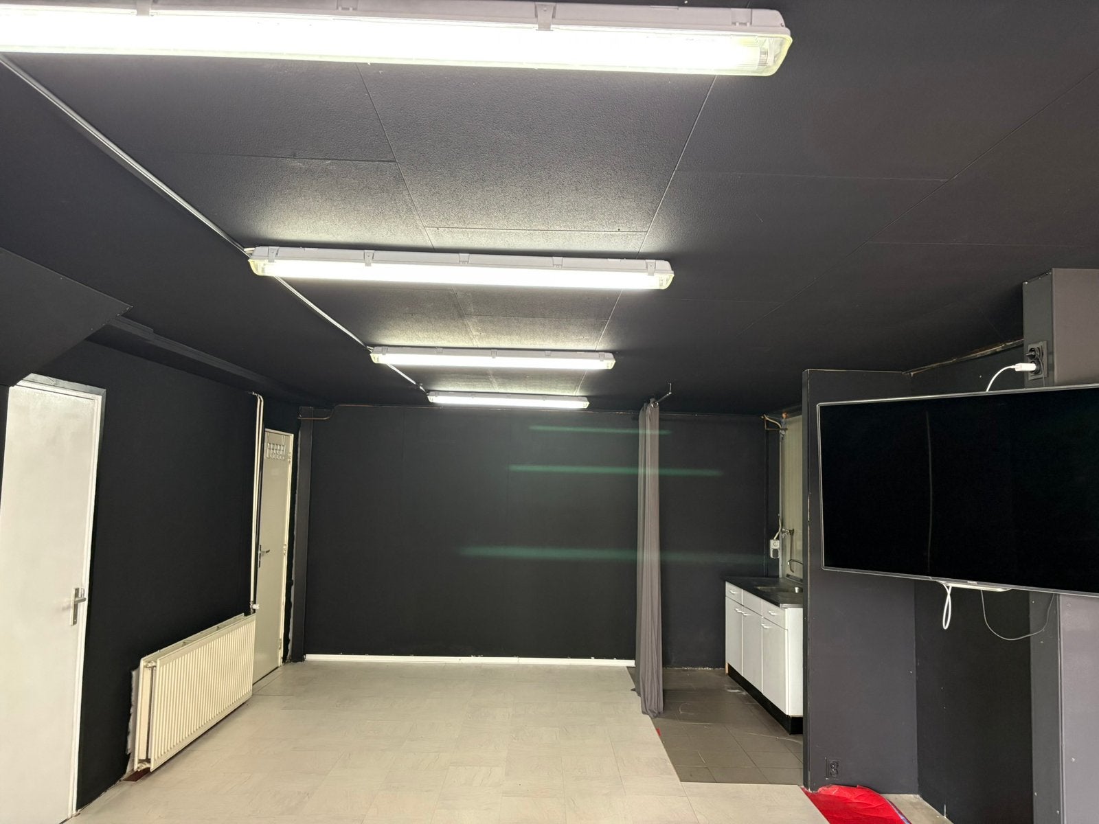Opslag ruimte verwarmd met toilet te huur, Opslag of Loods