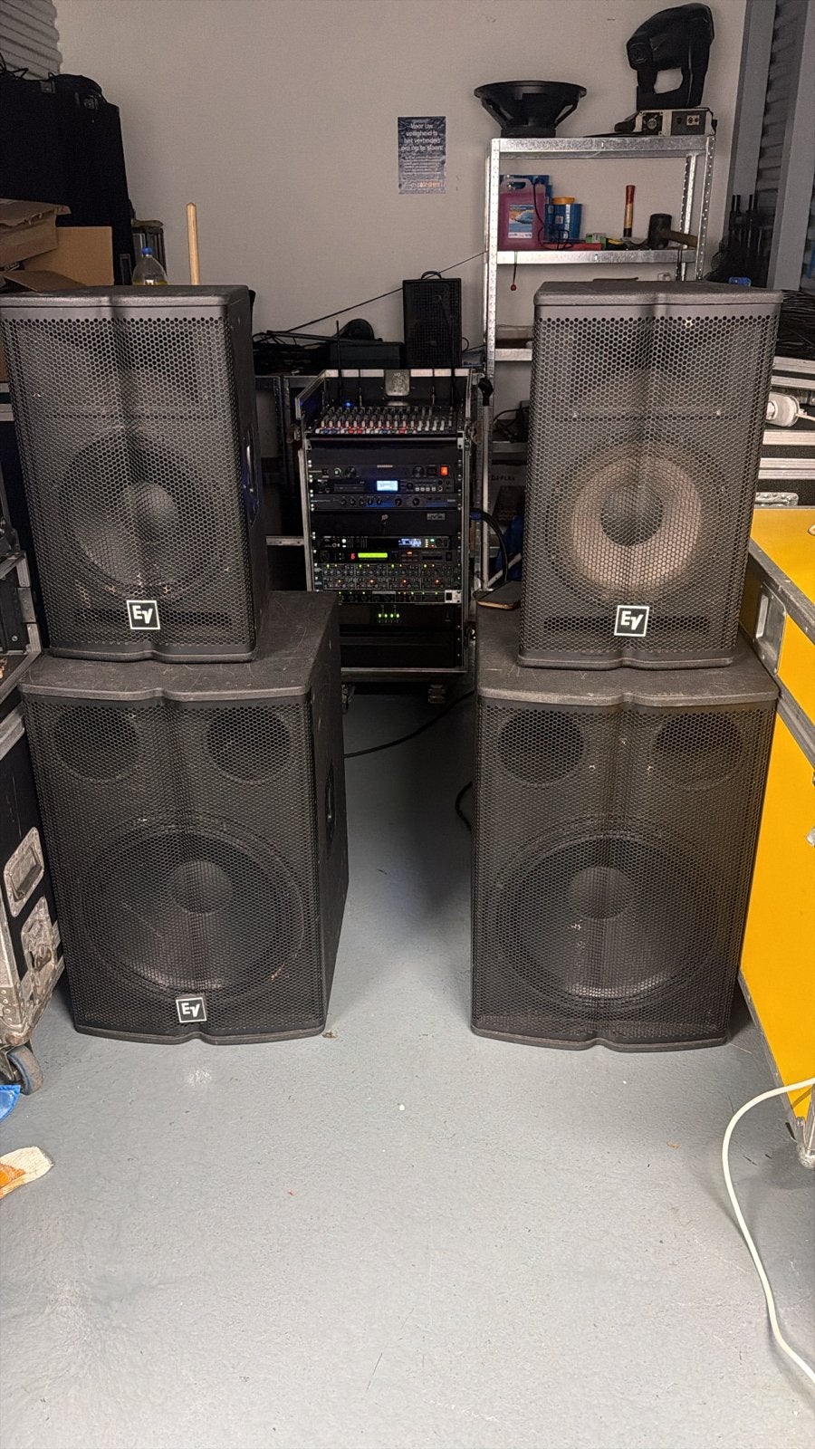 Complete PA Speakerset EV met hoezen en kabels, Gebruikt, Inclusief kabels, Speakerset, Ophalen of Verzenden