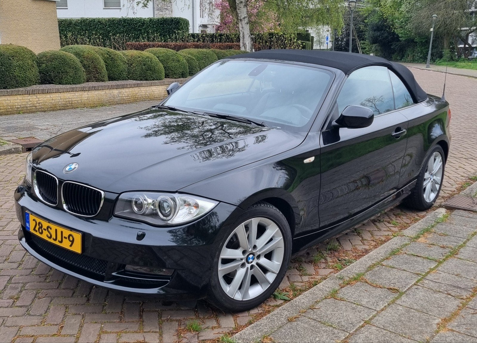 BMW 1-Serie 2.0 118I Cabrio 2011 Zwart, Auto's, 1-Serie, 1995 cc, Zwart, Cabriolet
