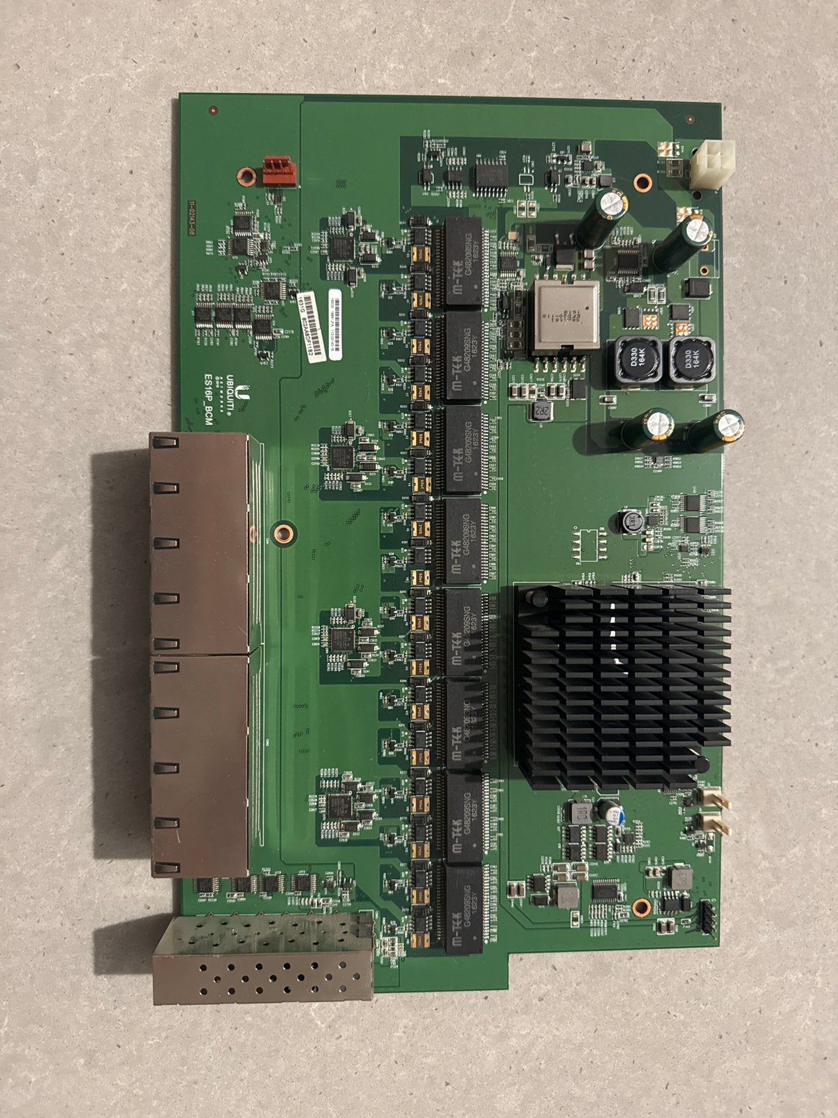 Ubiquiti ES16P-BCM printplaat - Gebruikt, Computers en Software, Ophalen, Gebruikt