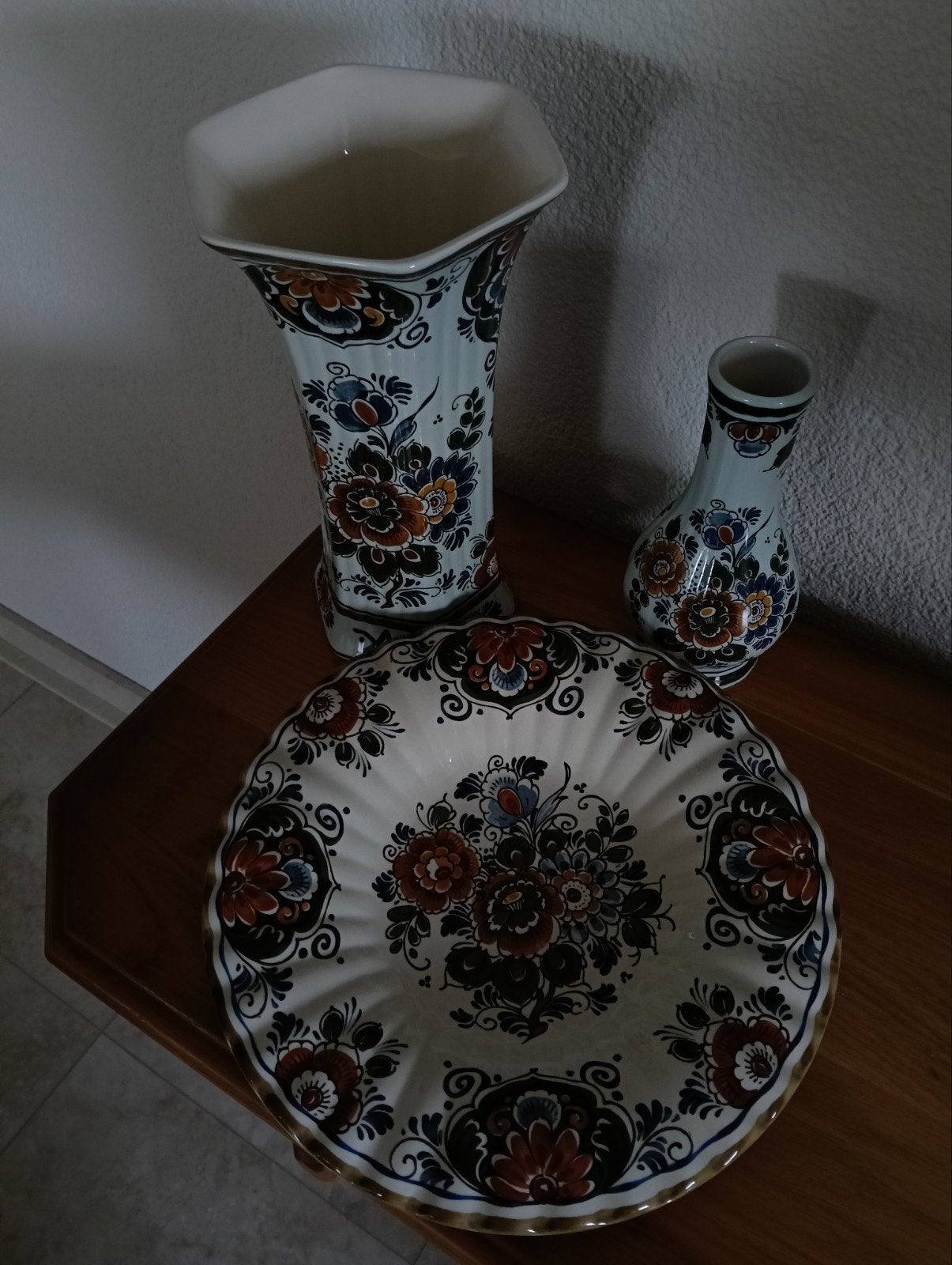 Delft polychroom Hollands handwerk, Ophalen