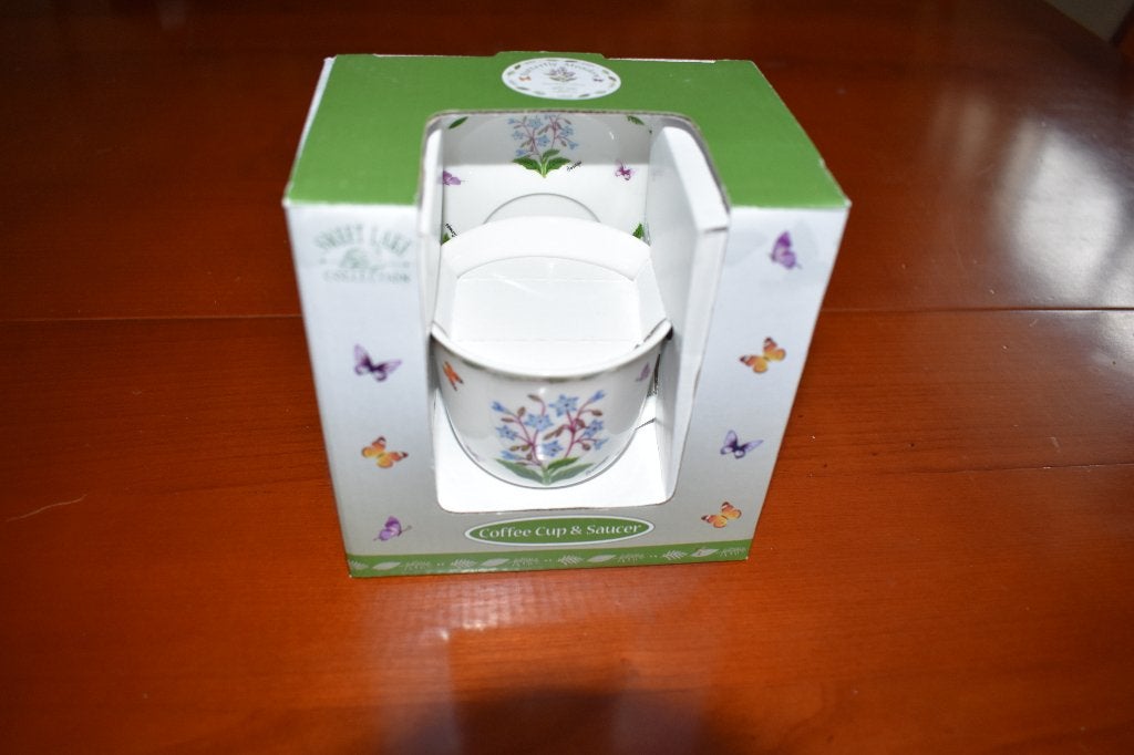 Koffiekop en schotels Butterfly Meadow servies, Info@detagrijn.com, Nieuw, Ophalen of Verzenden, Overige stijlen