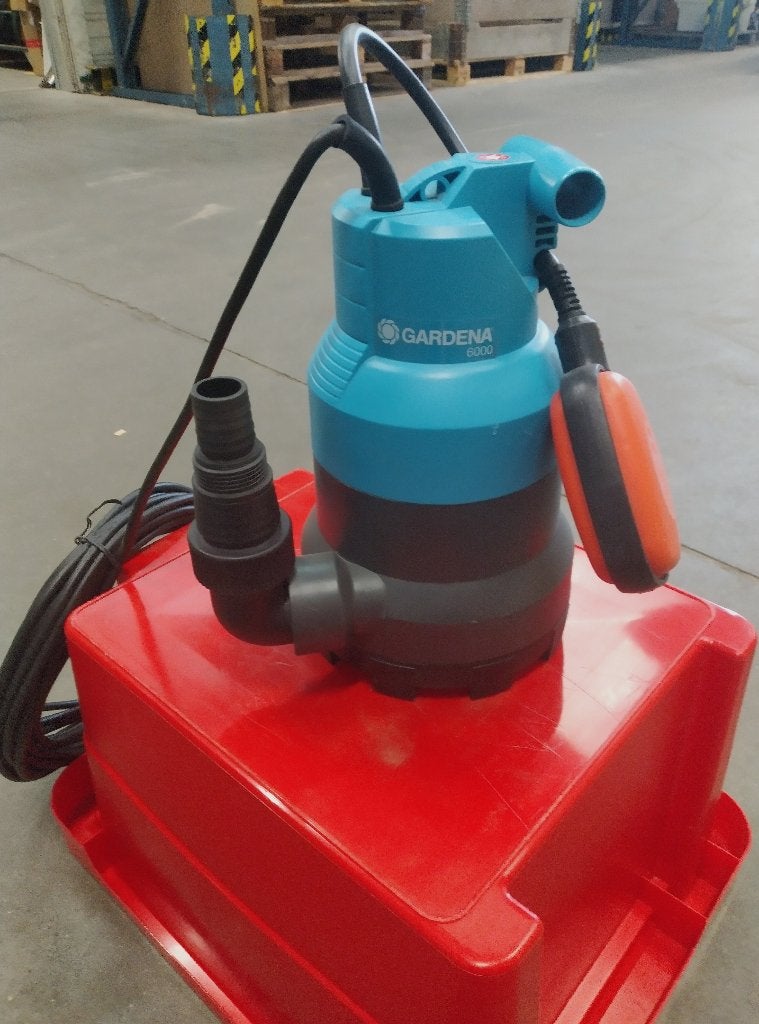 Gardena Dompelpomp, Ophalen of Verzenden, Gebruikt, Elektrisch, Dompelpomp