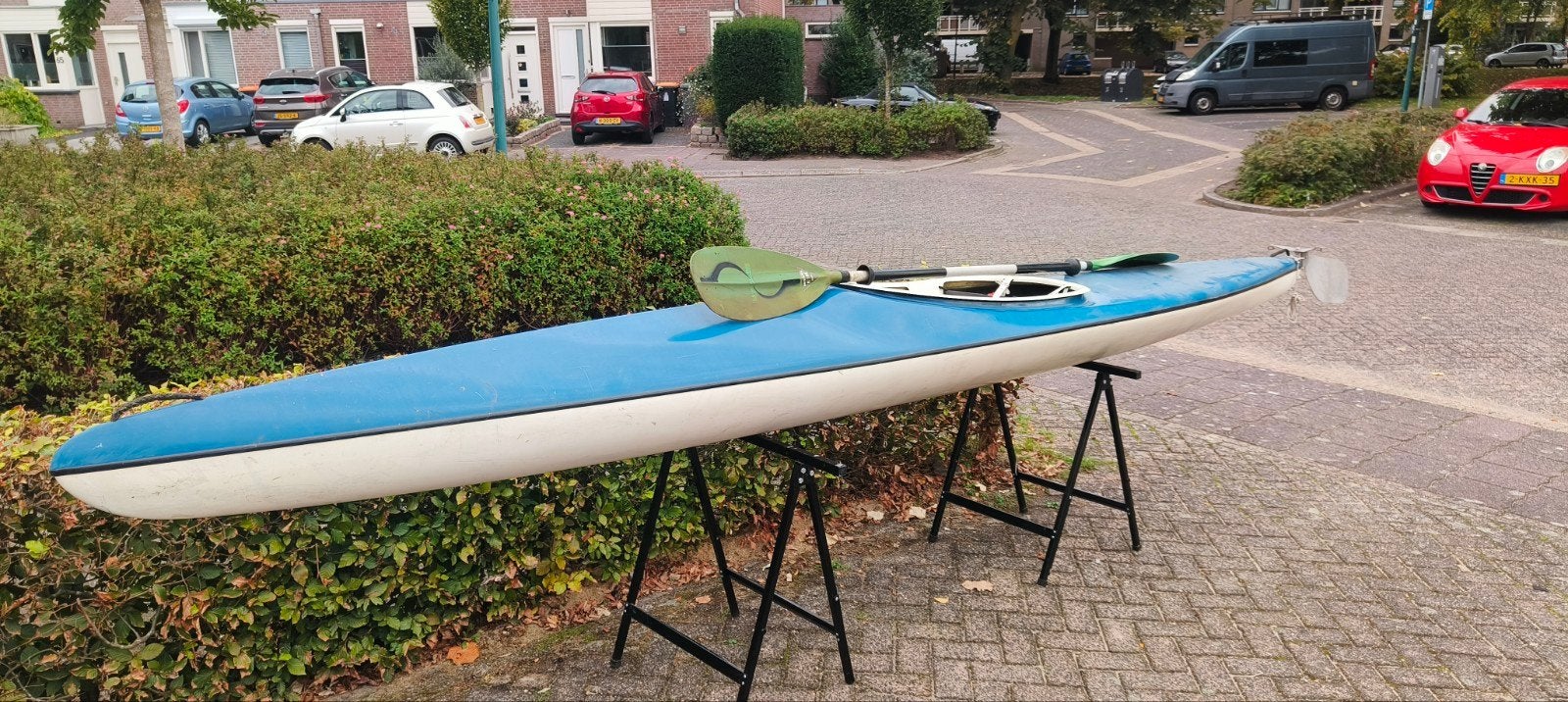 Kano met peddel, roer en voetstuur, Watersport en Boten, Ophalen, Gebruikt, Eén persoon, Met peddels