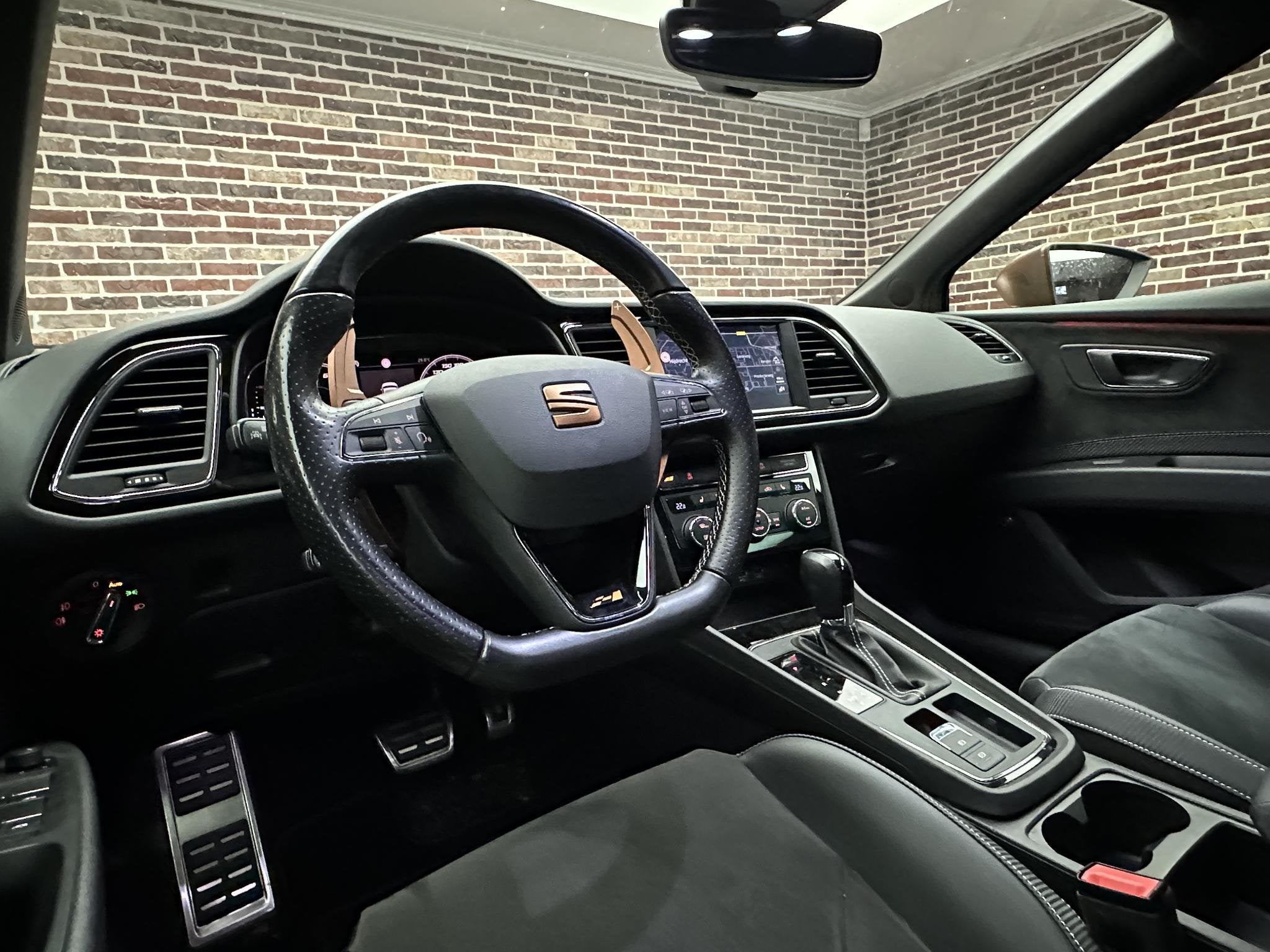 SEAT Leon 2.0 TSI CUPRA 300 BEATS COPPER PACK ALCANTARA LED, Auto's, Dealer onderhouden, 15 km/l, Euro 6, 4 cilinders