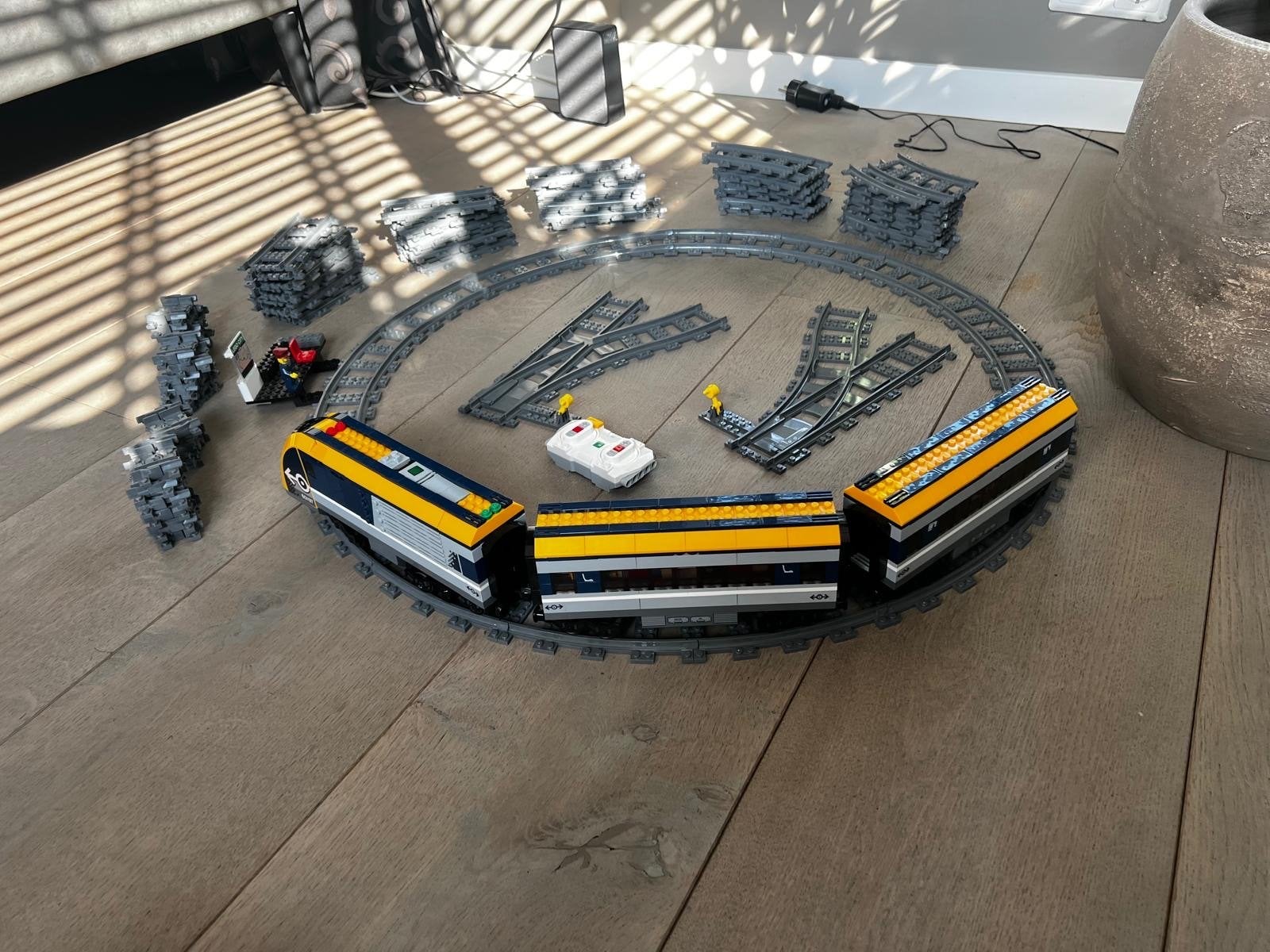 LEGO City Passagierstrein 60197 met extra rails en wissels, Ophalen, City, Lego, Zo goed als nieuw
