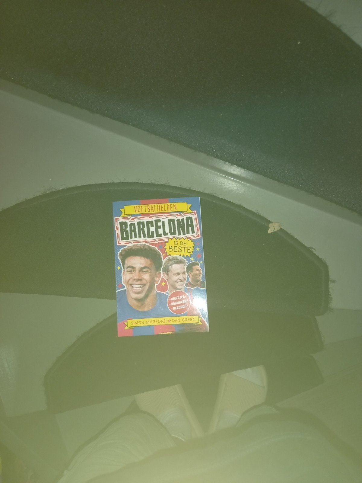 Voetbalhelden Barcelona is de Beste - Boek, Ophalen, Zo goed als nieuw, Simon Mugford, Dan Green, Overige sporten