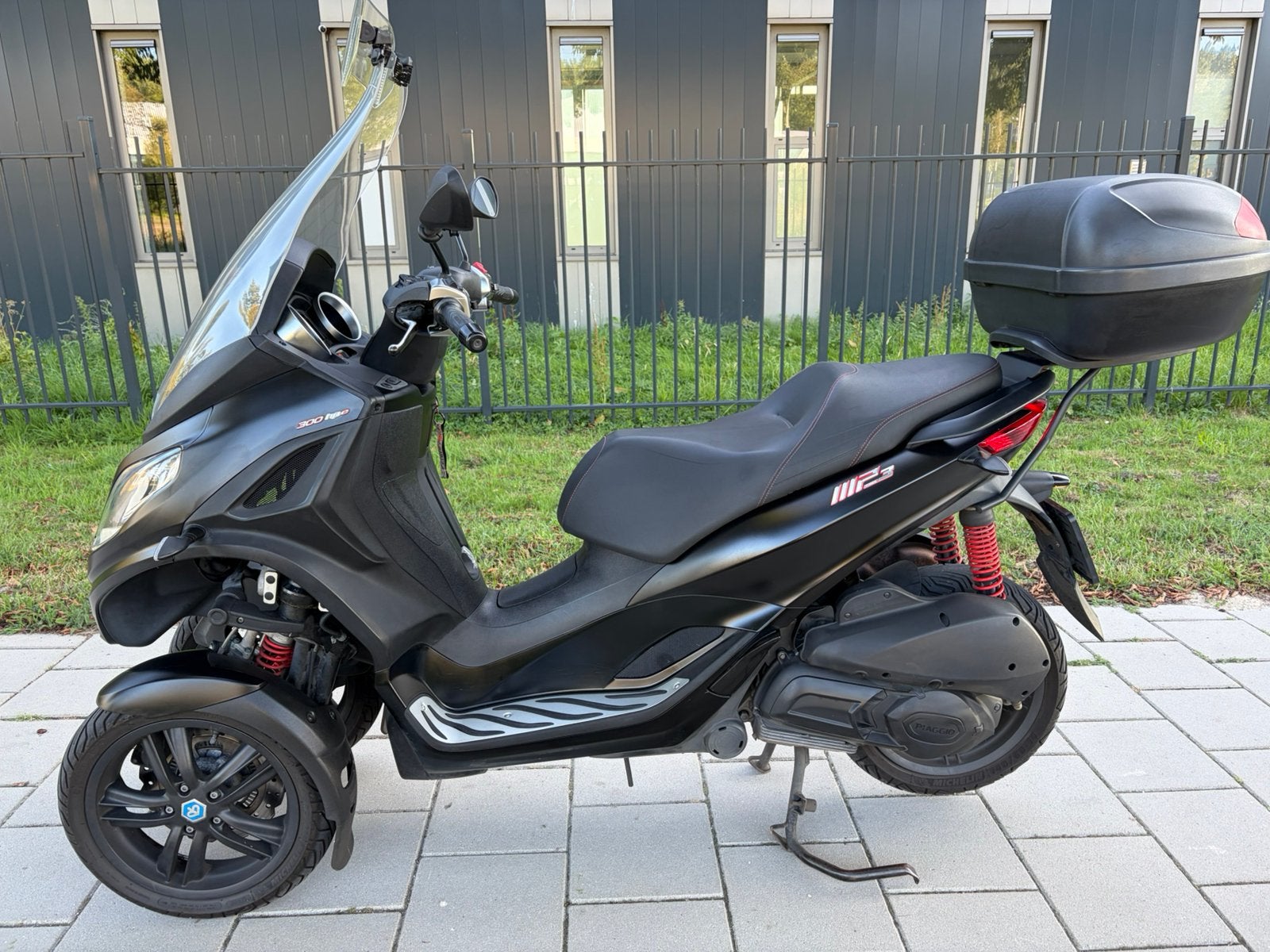 Piaggio Mp3 300hpe sport. 2021., Particulier, Scooter