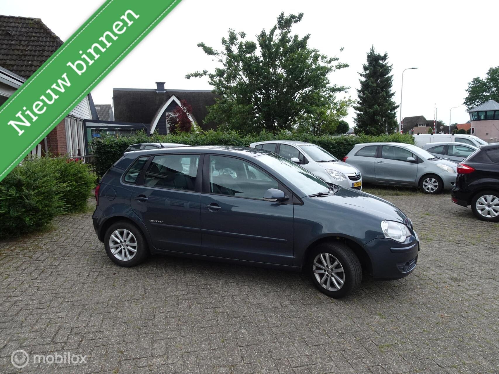 Volkswagen Polo 1.2-12V Comfortline -VOLLEDIG GEDOCUMENTEERD, Voorwielaandrijving, Stof, 540 kg, Bedrijf