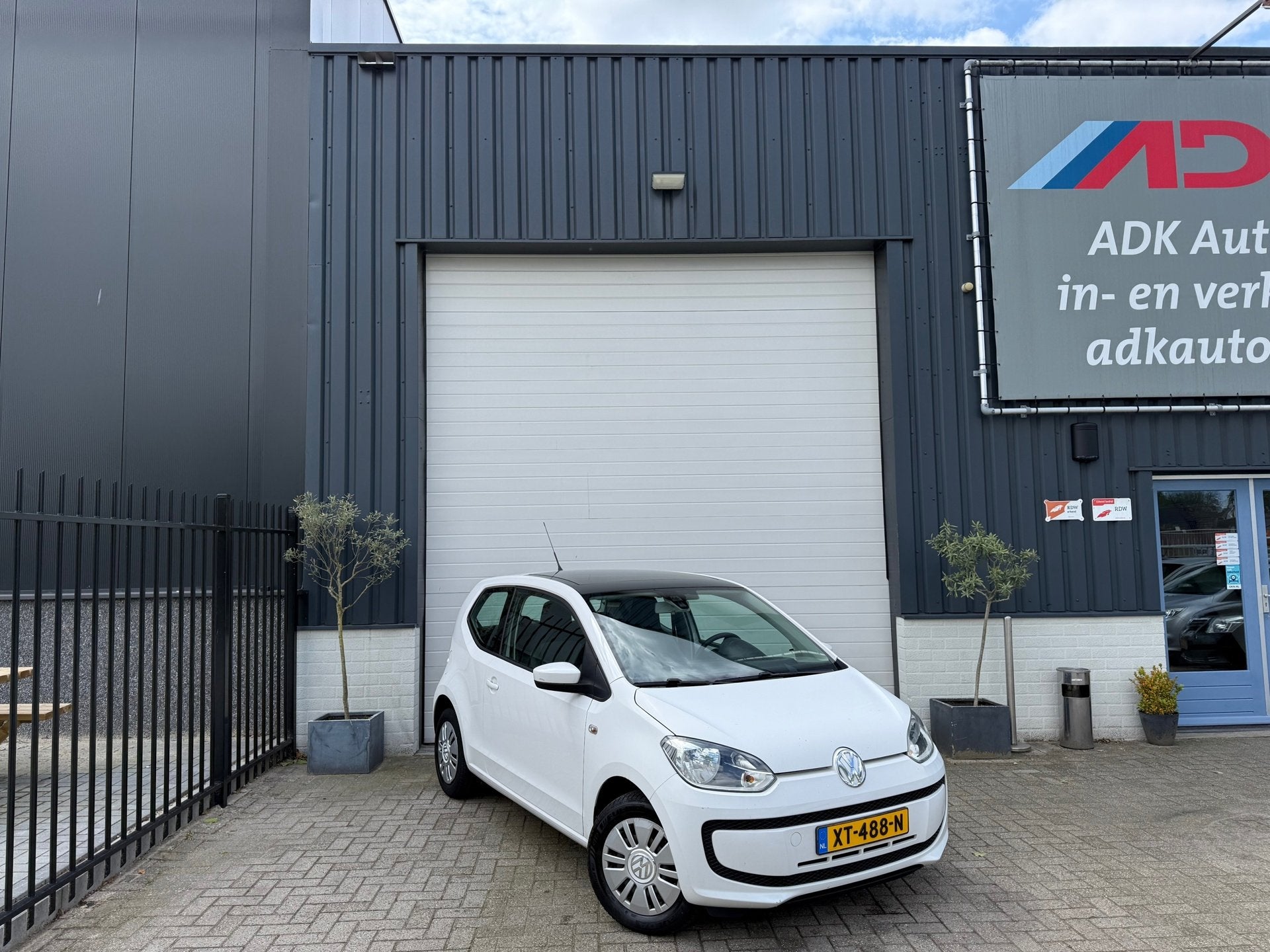Volkswagen Up! 1.0 move up! PANORAMA DAK/GOED ONDERHOUDEN/MO, Voorwielaandrijving, Euro 5, Stof, Gebruikt