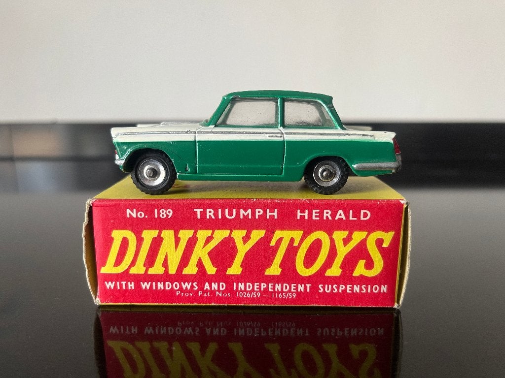 Dinky Toys #189 Triumph Herald, Hobby en Vrije tijd, Modelauto's | 1:43, Ophalen of Verzenden, Zo goed als nieuw, Auto, Dinky Toys