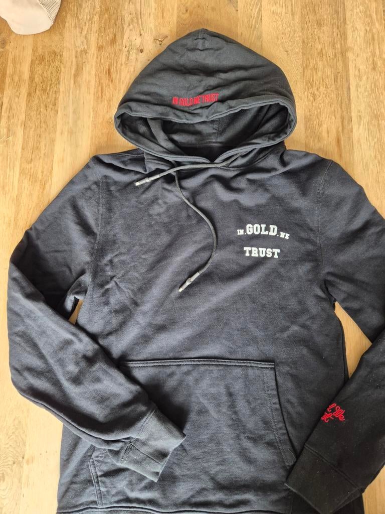 In Gold We Trust Hoodie, Ophalen of Verzenden, Zo goed als nieuw, Zwart
