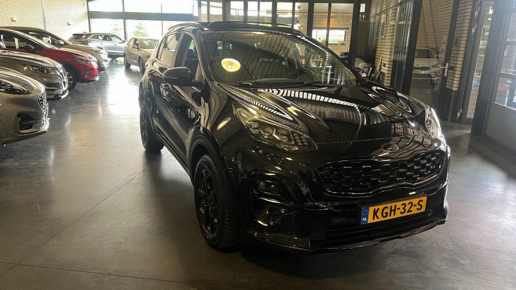 Kia SPORTAGE 1.6 T-GDI BLACK EDITION-SCHUIFDAK-1E EIGENAAR, USB, Gebruikt, 4 cilinders, Met garantie (alle)