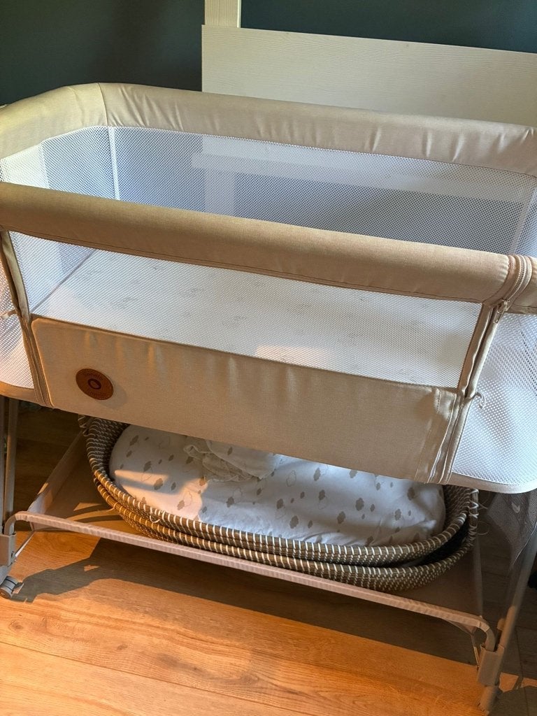 Co-sleeper Lioneli beige, Ophalen, Zo goed als nieuw, Wieg