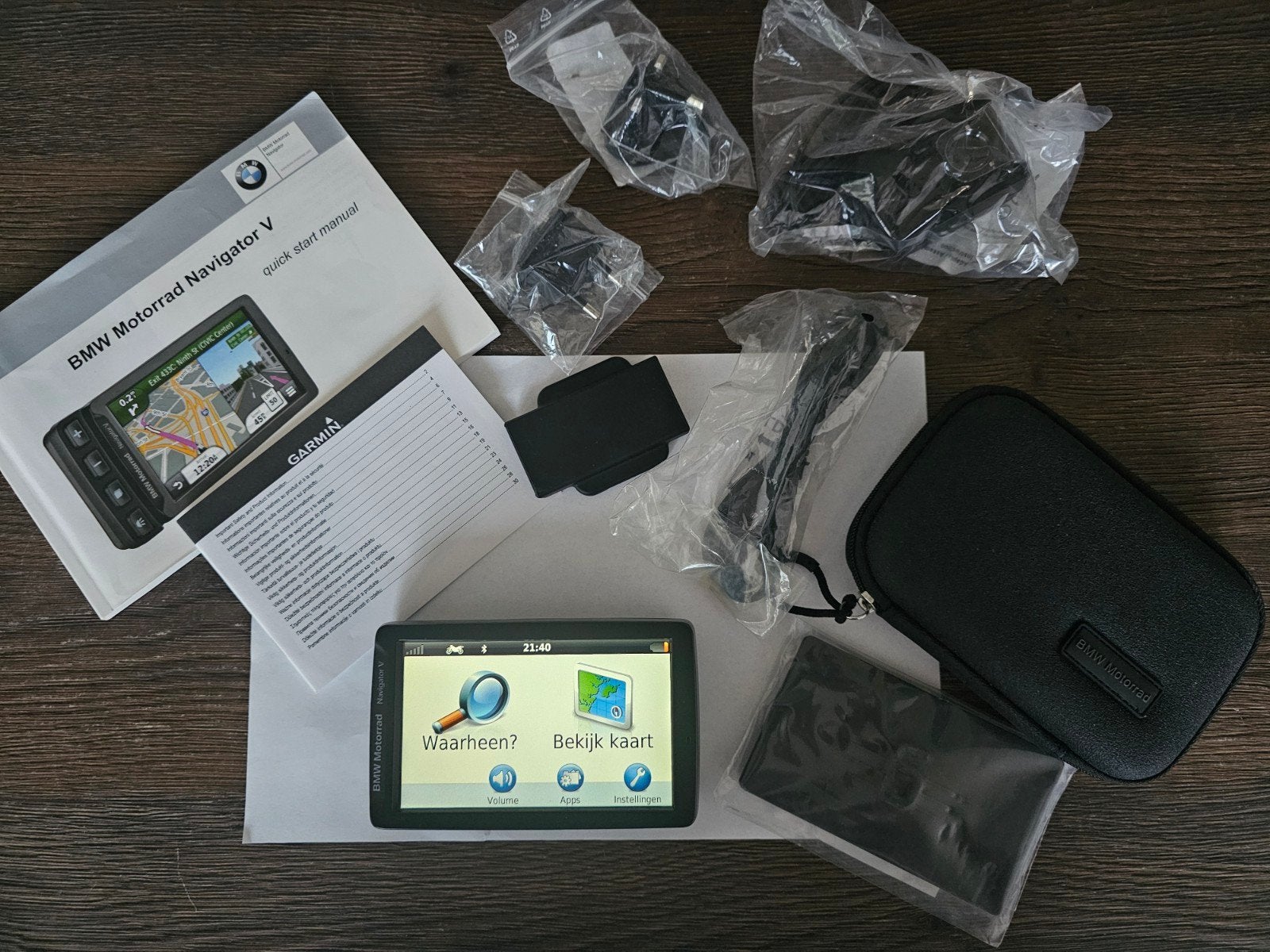 BMW Motorrad Navigator V (Garmin) met accessoires, Auto diversen, Autonavigatie, Zo goed als nieuw, Ophalen of Verzenden