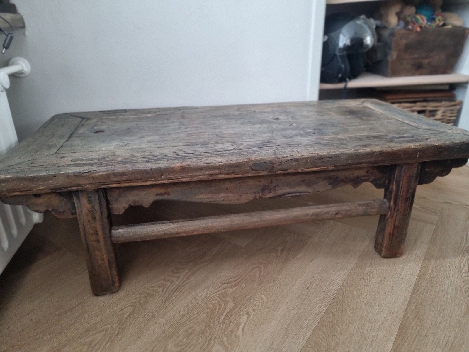 prachtig salontafel van massief hout, Ophalen