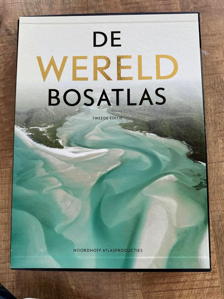 Wereld bosatlas, Boeken, Bosatlas, 2000 tot heden, Ophalen of Verzenden, Zo goed als nieuw