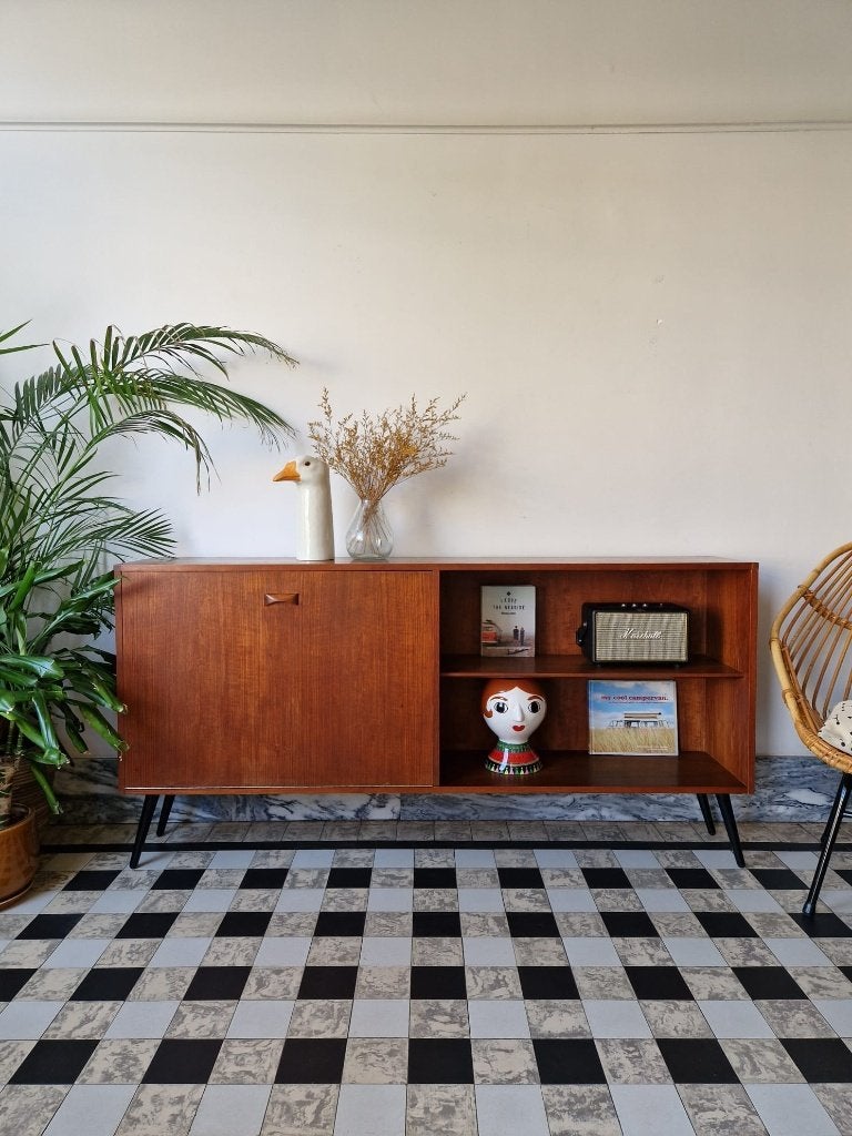 Vintage midcentury dressoir | tv-meubel | kast | retro, Ophalen, Gebruikt, Met klep(pen), 150 tot 200 cm