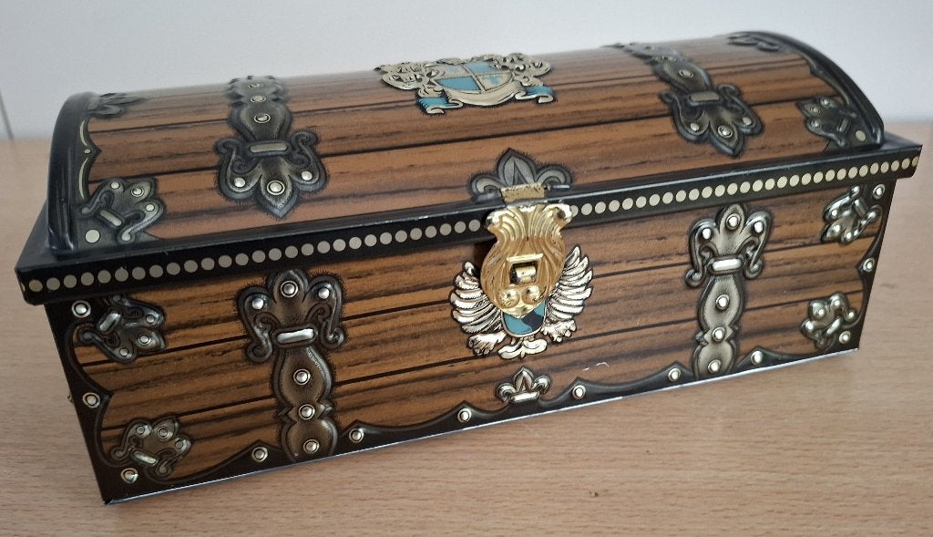 Klein schatkistje van blik, Verzamelen, Blikken, Ophalen of Verzenden, Zo goed als nieuw, Overige, Overige merken