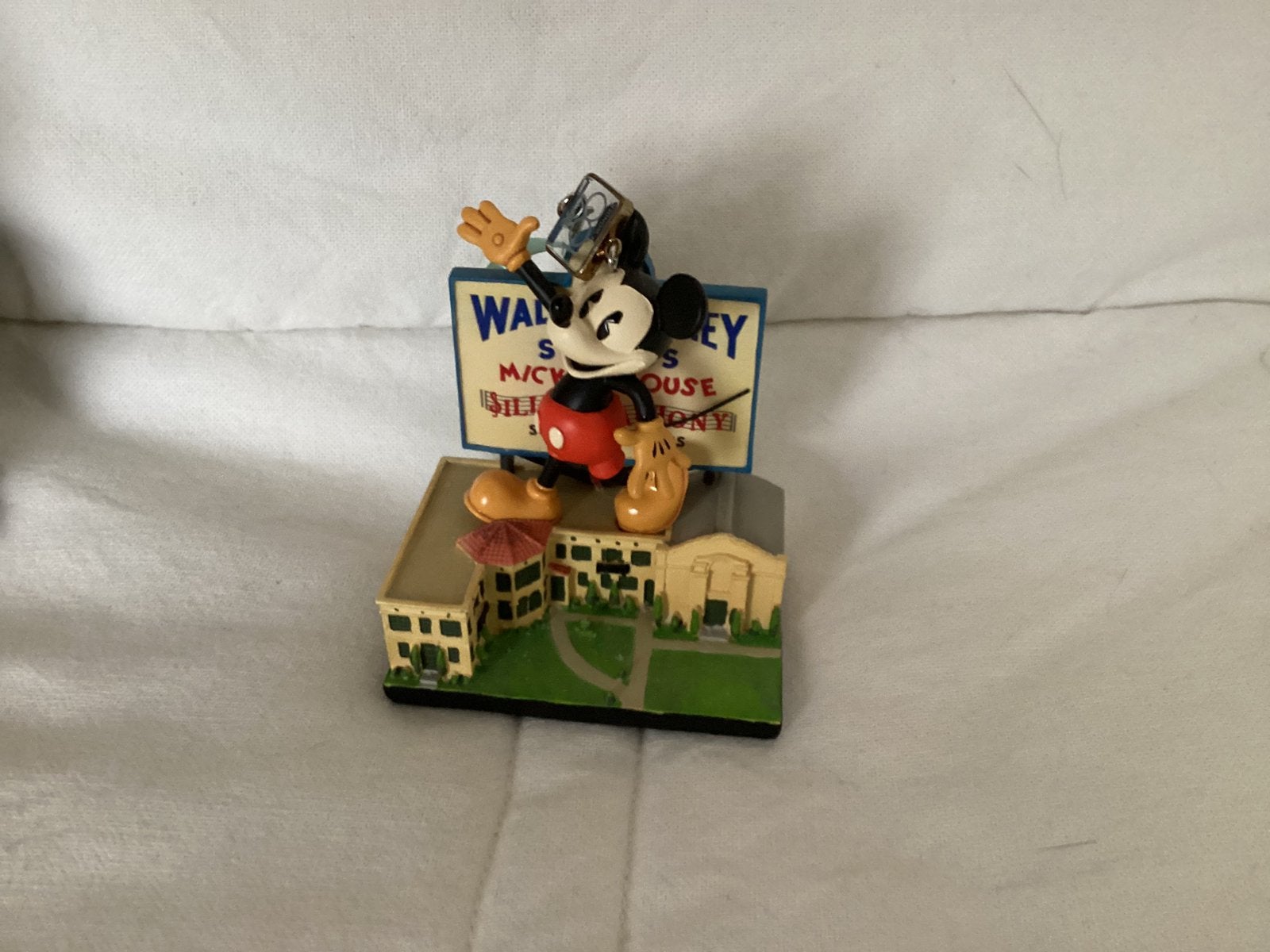 Disney kerstornament mickey mouse, Ophalen of Verzenden, Mickey Mouse, Zo goed als nieuw, Beeldje of Figuurtje