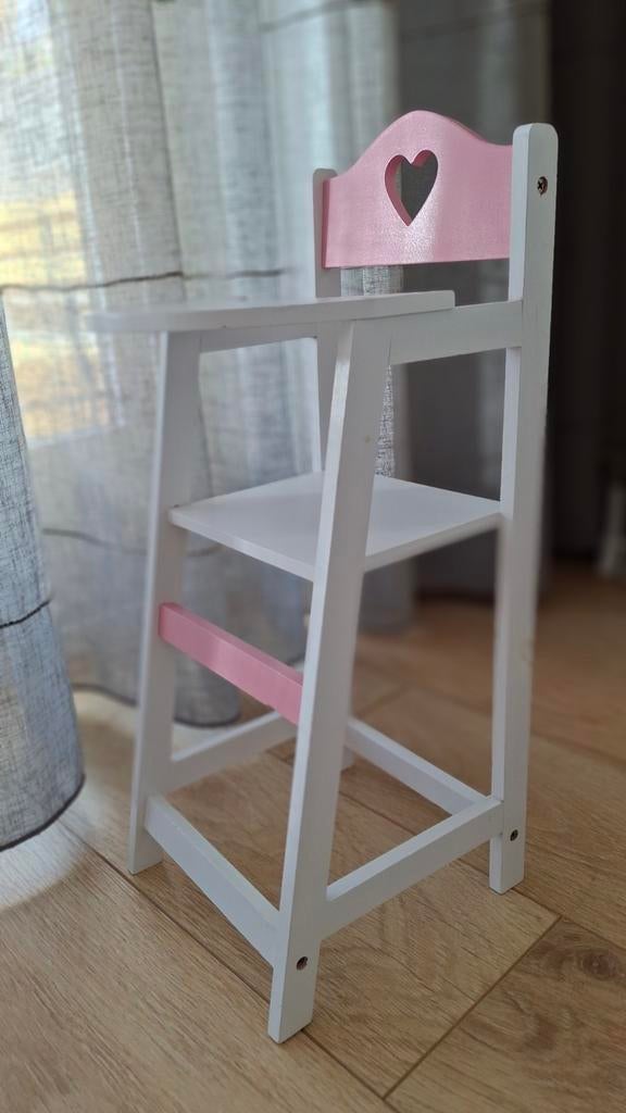 Houten eetstoel voor poppen, Ophalen