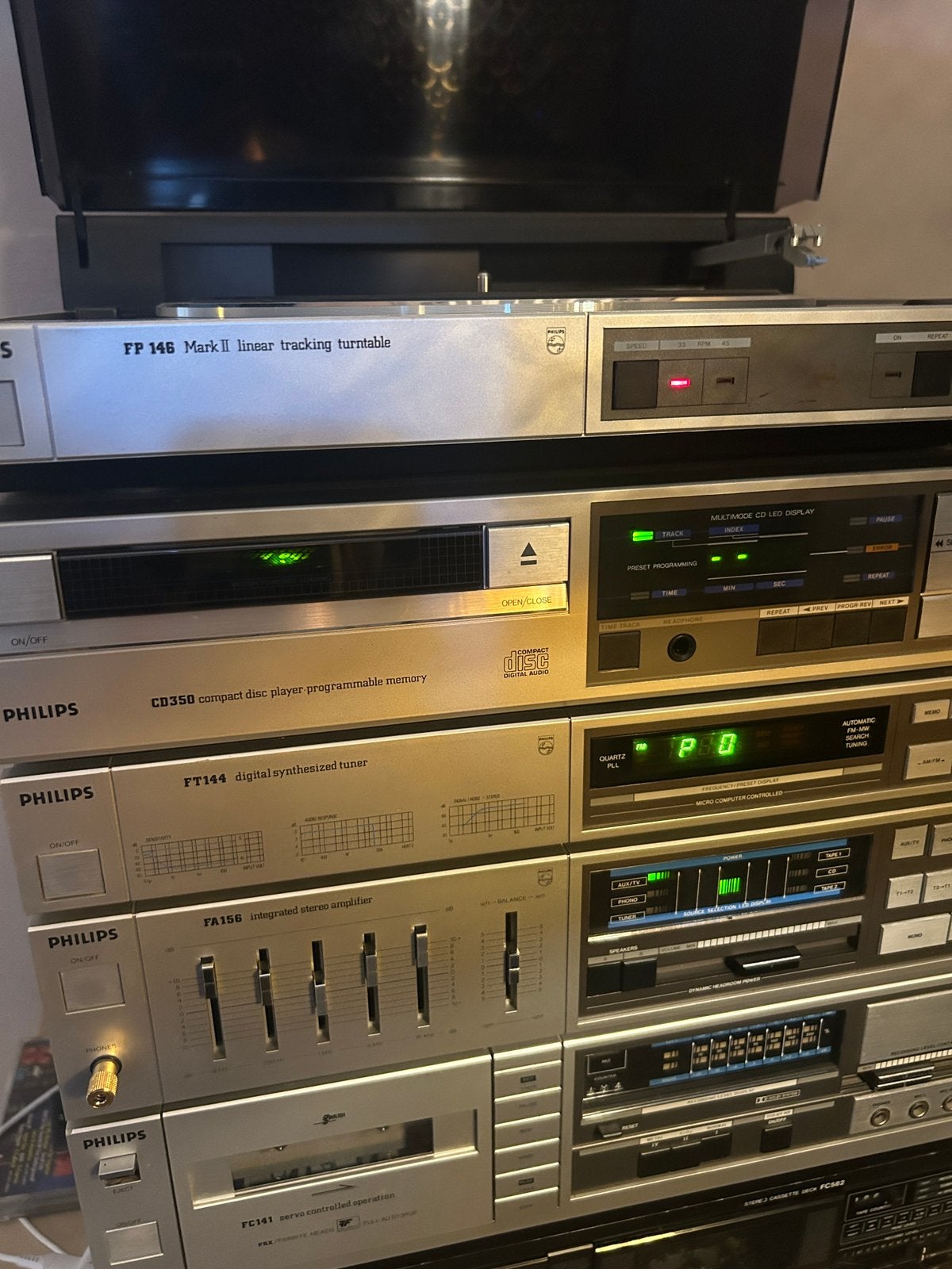 Prachtige vintage Philips Stereo-set met o.a. CD 350, Ophalen, Zo goed als nieuw, Philips