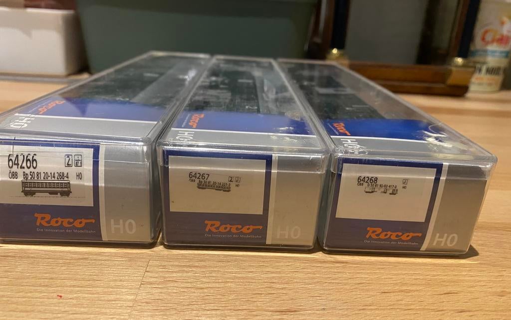 Roco set van 3 ÖBB rijtuigen., Wisselstroom, Wagon, Ophalen of Verzenden, Zo goed als nieuw