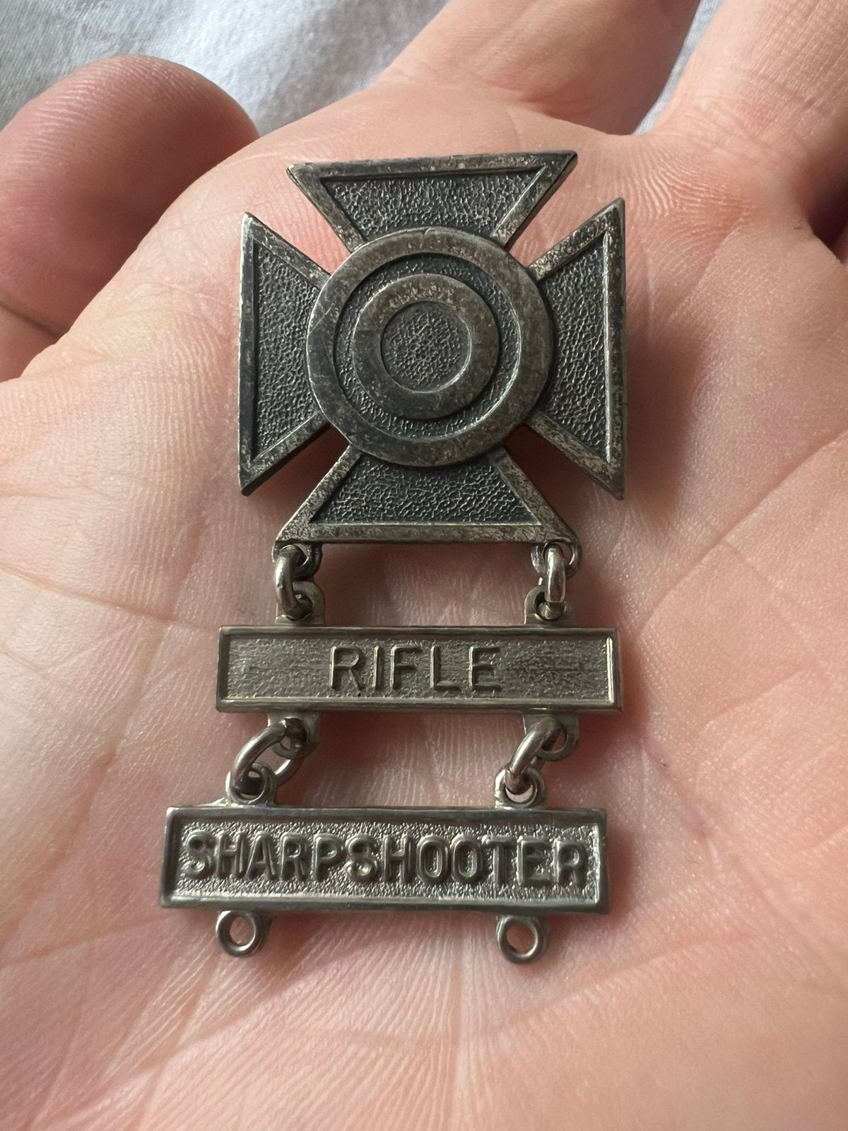 WO2 Amerikaans Marksman badge Sterling AECO Utica M1 Garand, Amerika, Verzenden, Embleem of Badge