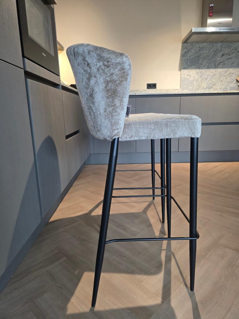 Dutchbone barstoelen, 2 krukken, Ophalen of Verzenden, Zo goed als nieuw, 60 tot 90 cm