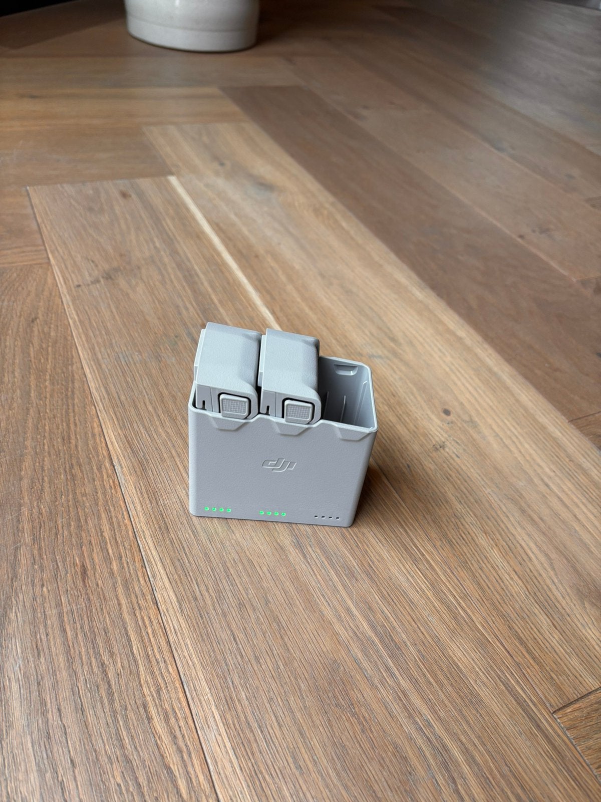 DJI Mini 3/4 Pro accu’s met hub, Ophalen of Verzenden, Zo goed als nieuw